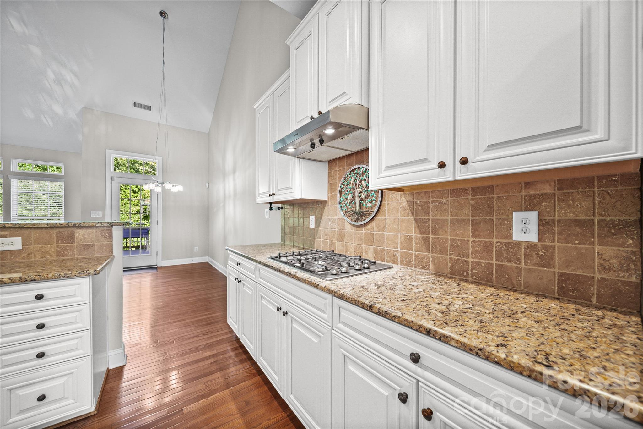2246 Donnington Lane Property Photo 13