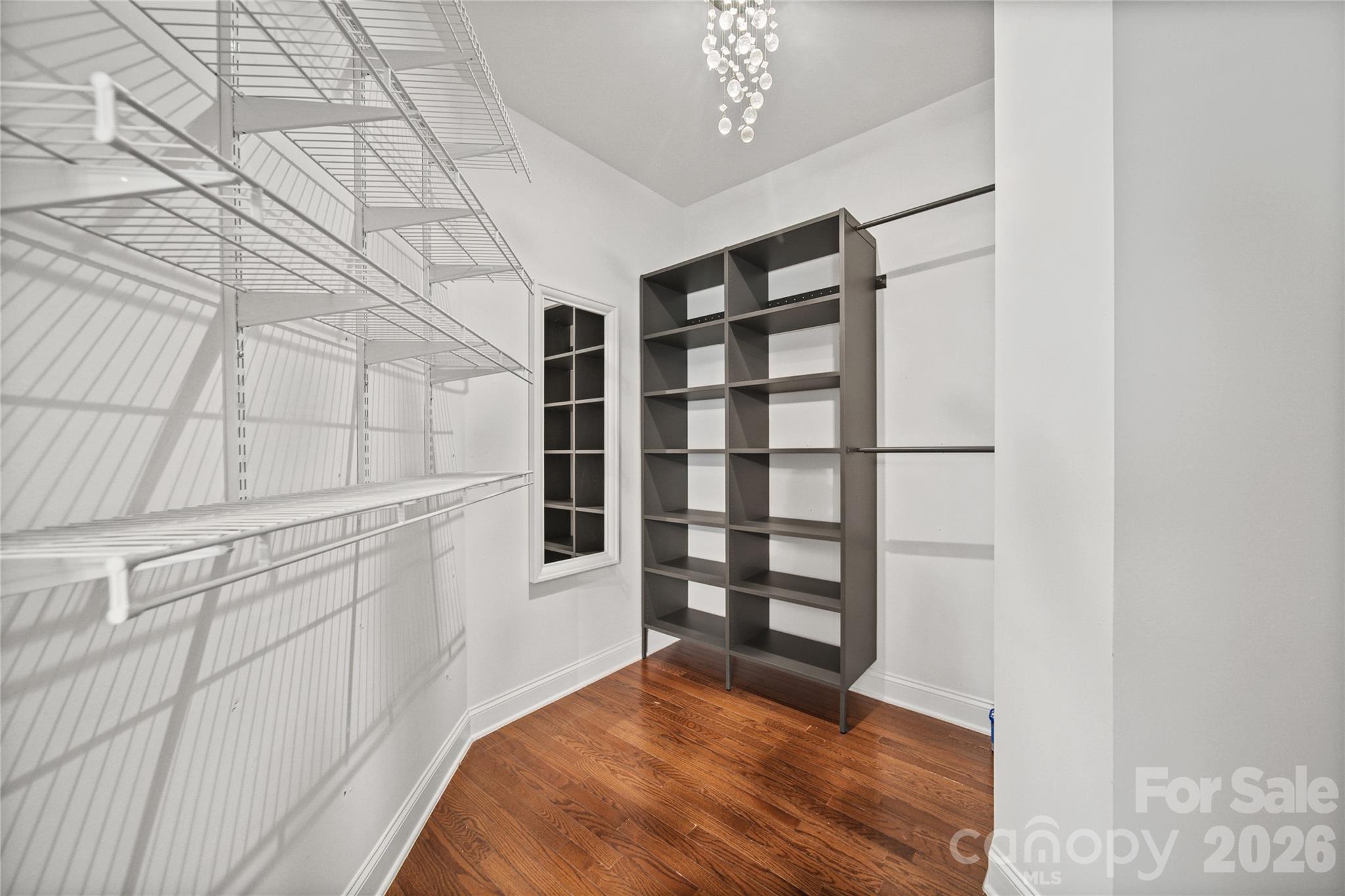 2246 Donnington Lane Property Photo 23