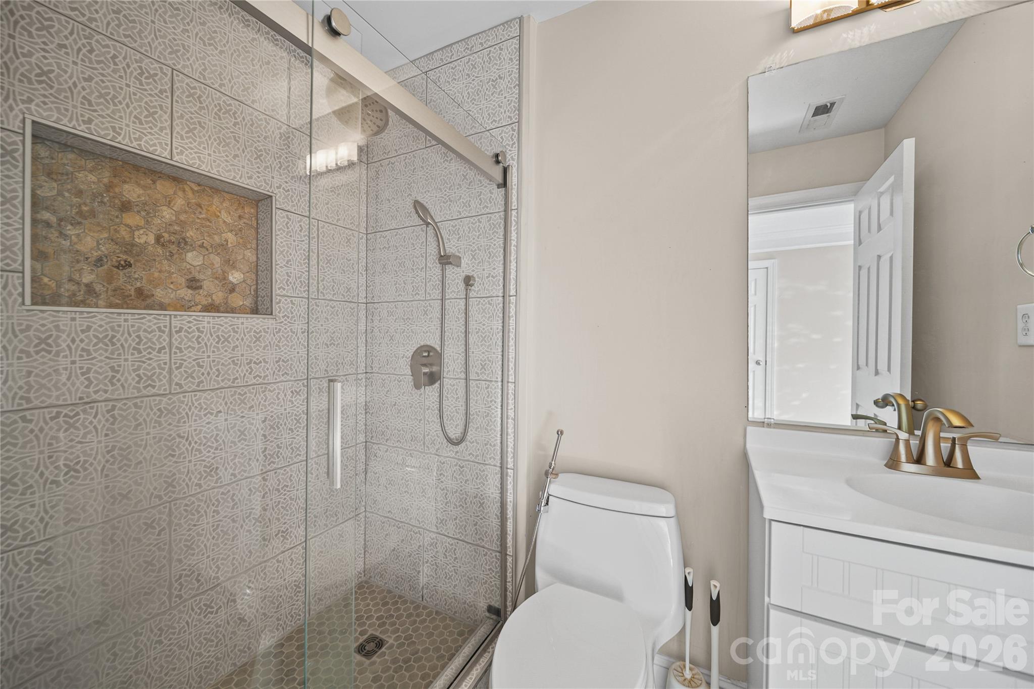 2246 Donnington Lane Property Photo 26