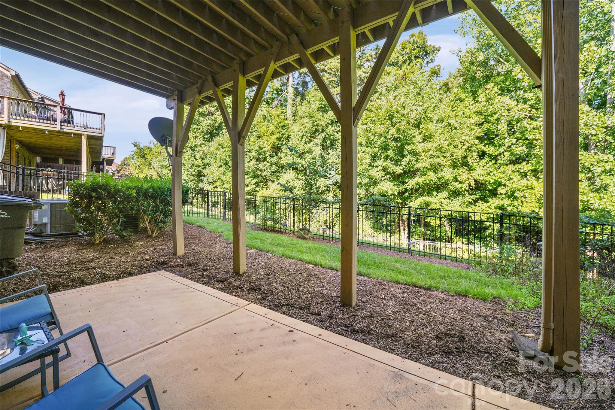 2246 Donnington Lane Property Photo 41