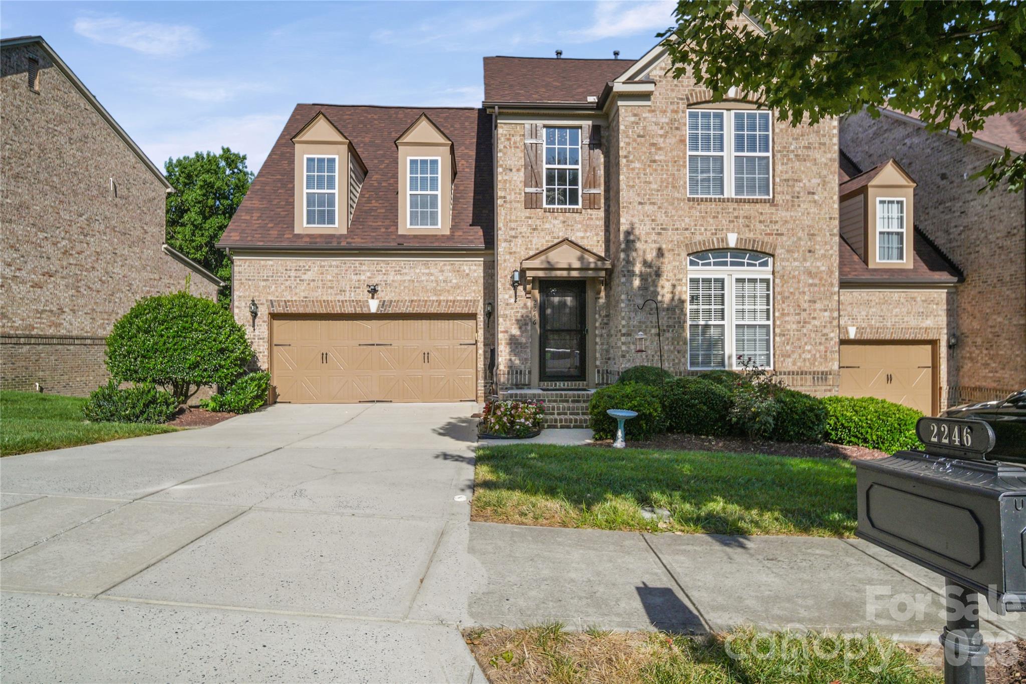 2246 Donnington Lane Property Photo 42