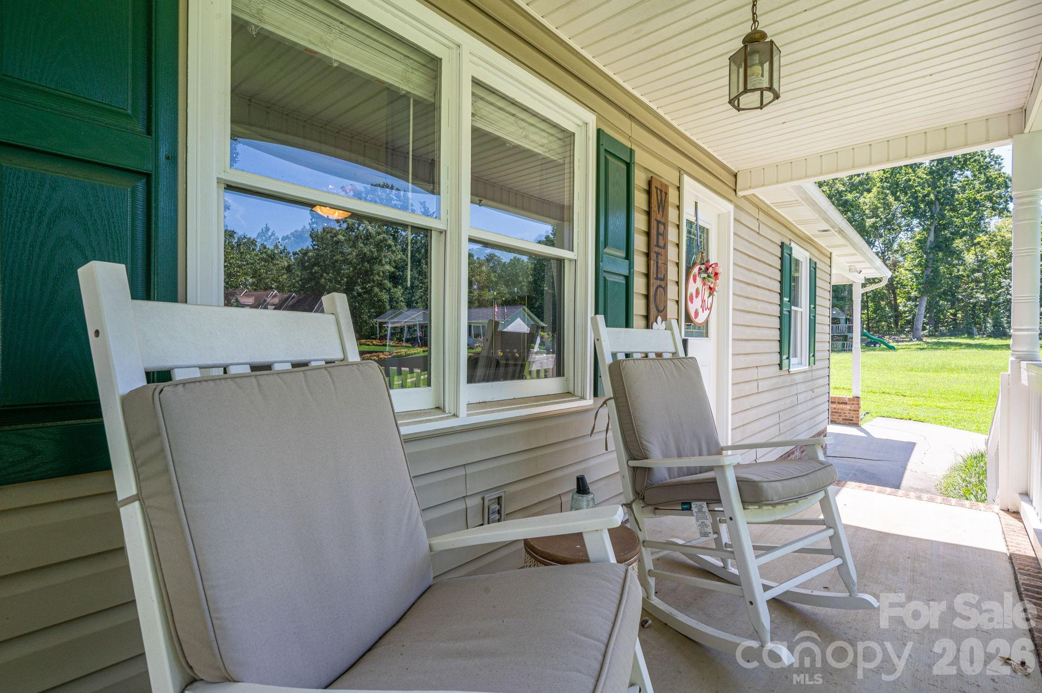 145 Eagles Nest Way Property Photo 4