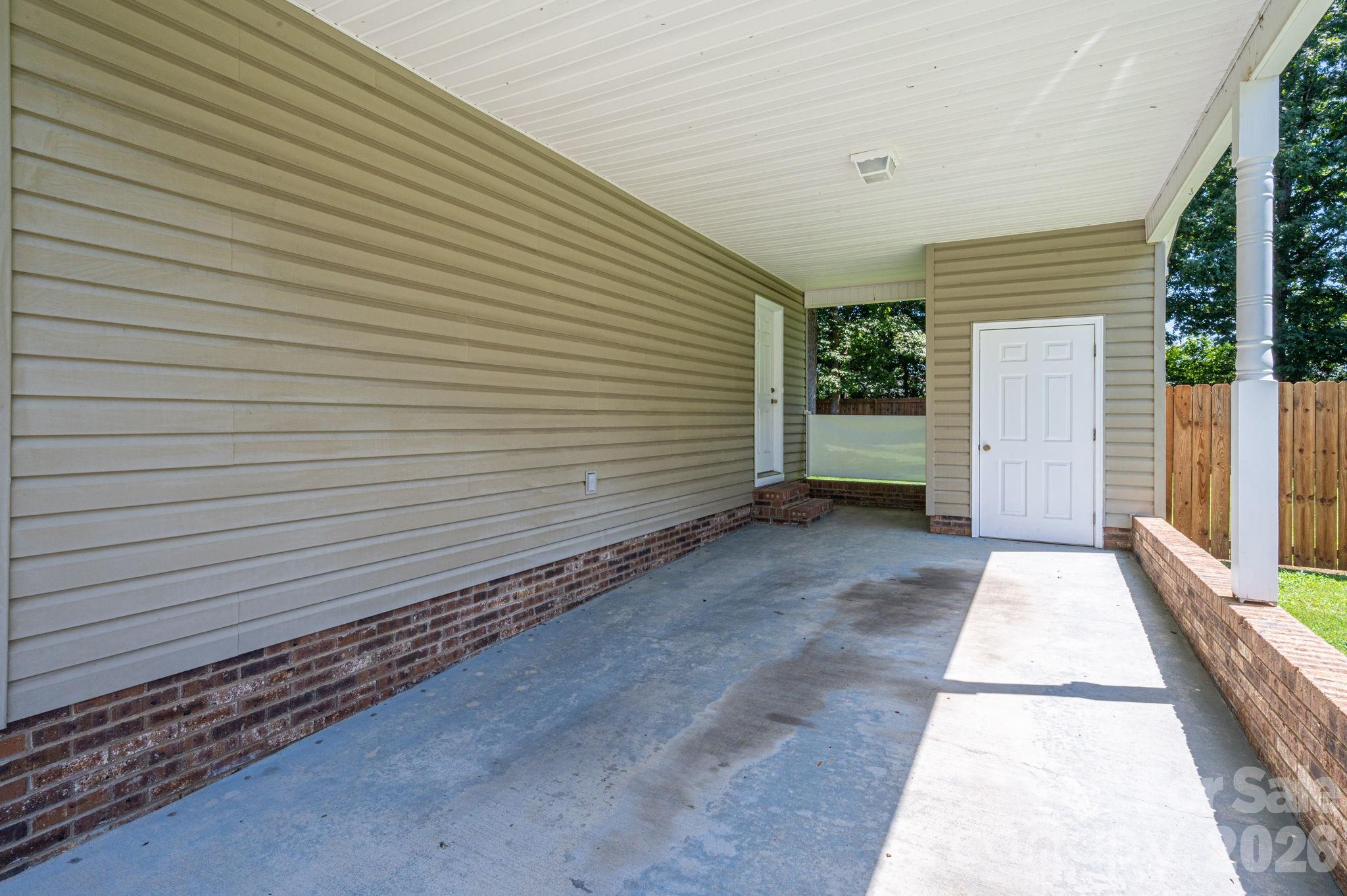 145 Eagles Nest Way Property Photo 5