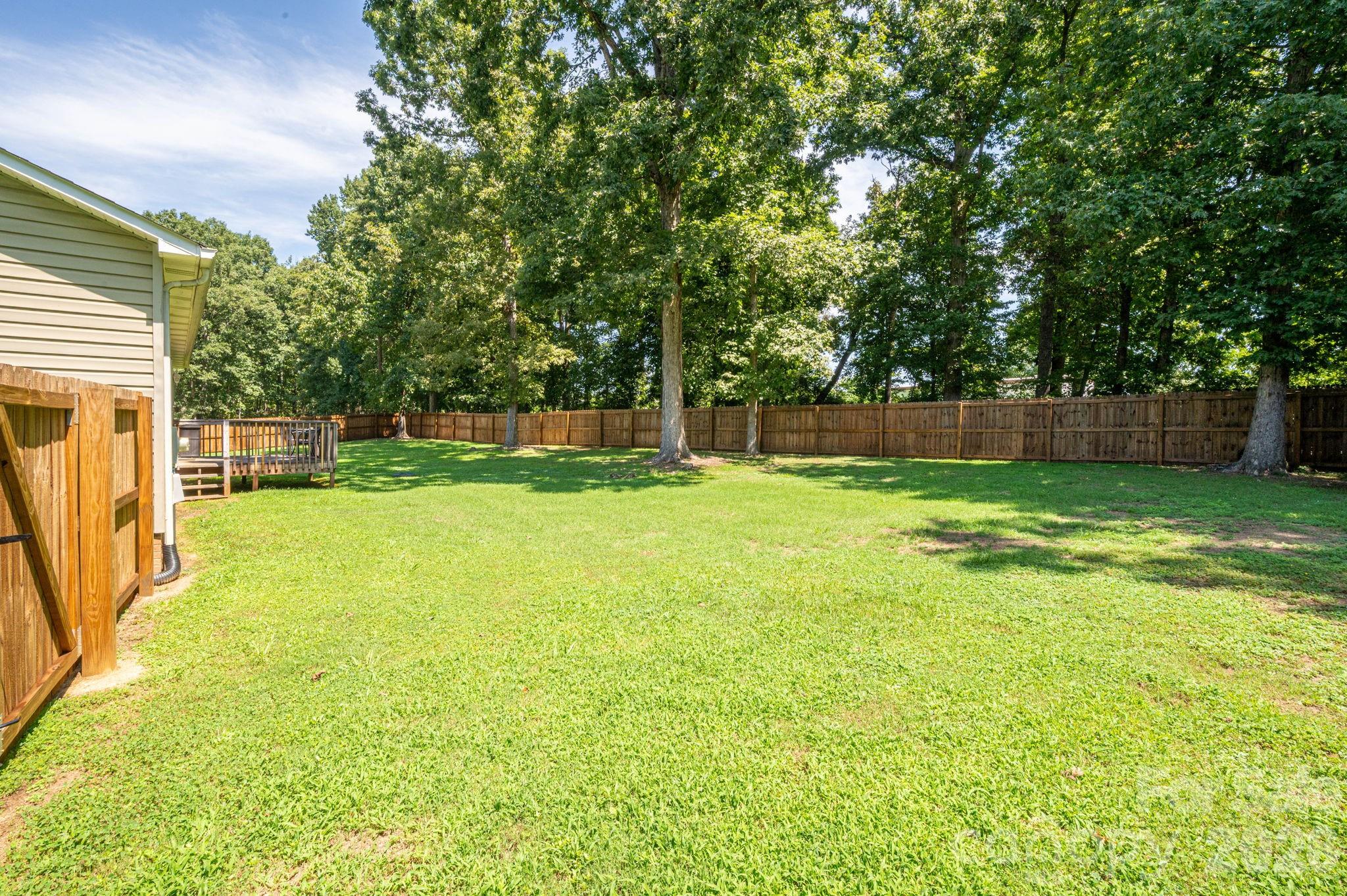 145 Eagles Nest Way Property Photo 12