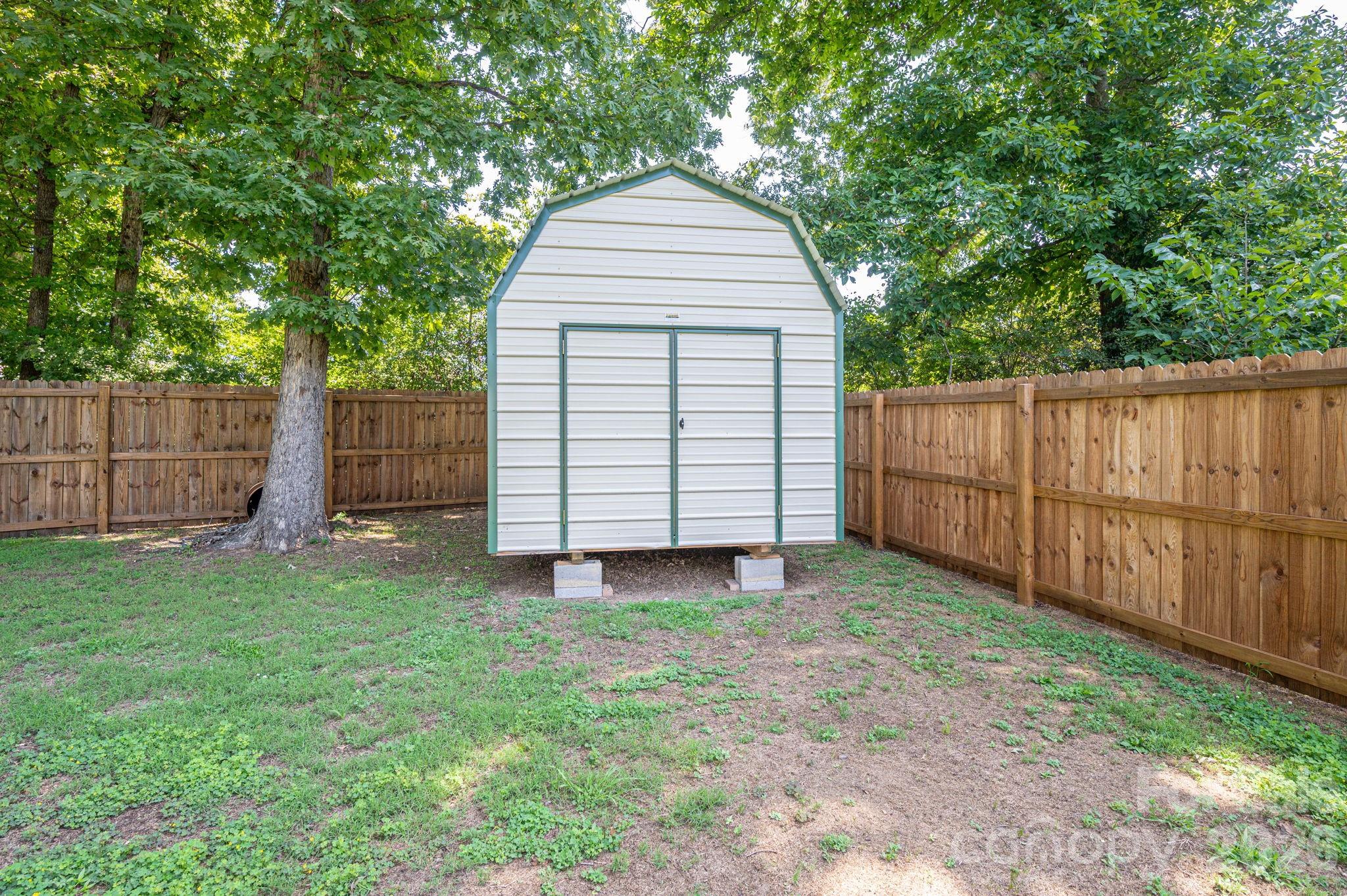 145 Eagles Nest Way Property Photo 13
