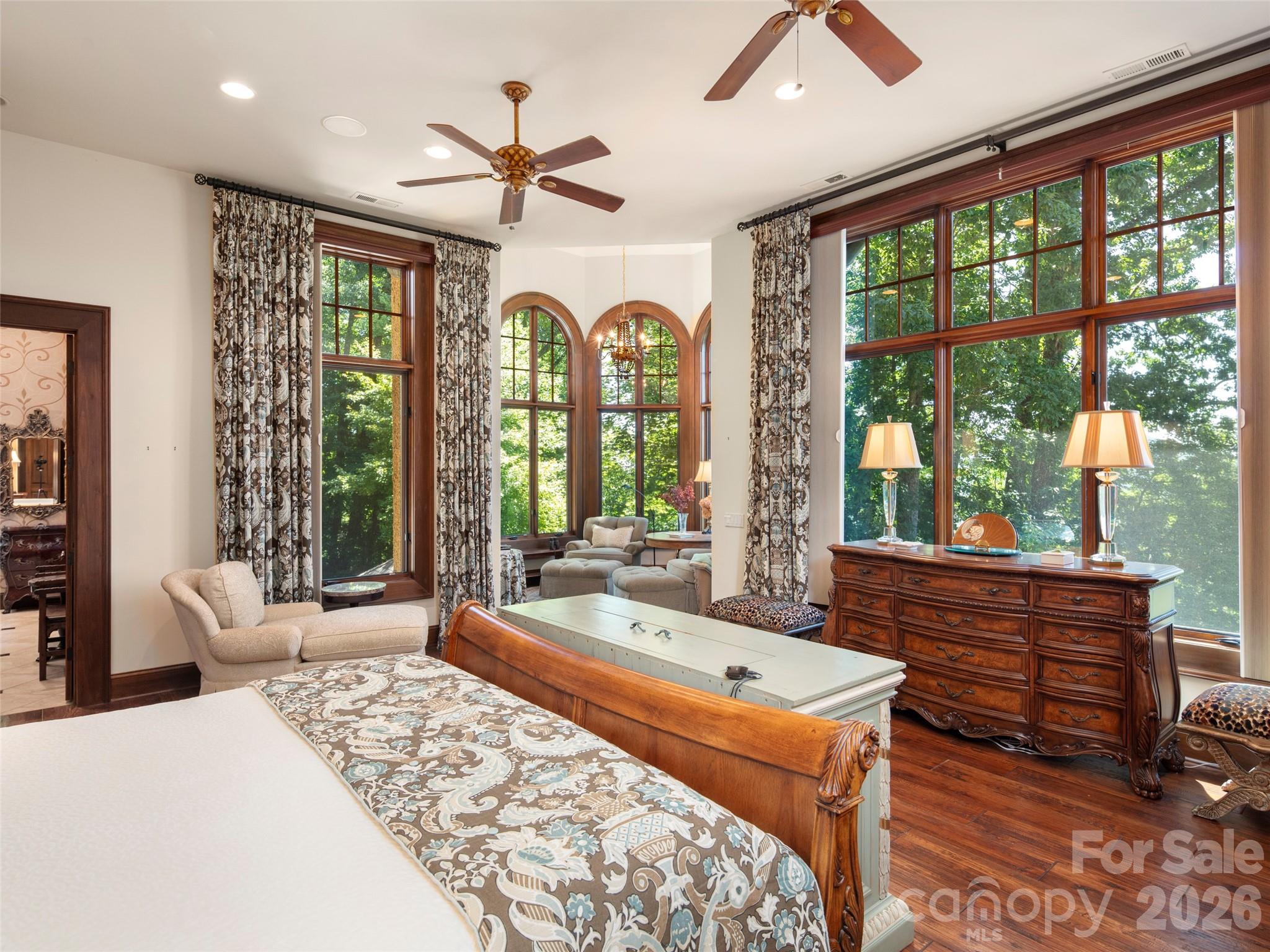 994 Clovertop Lane Property Photo 22