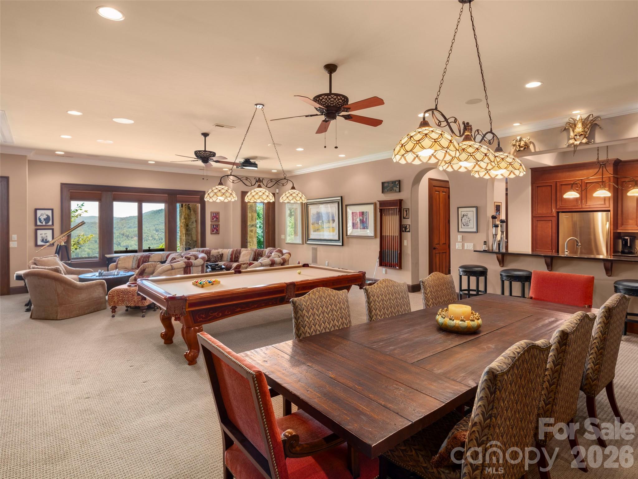994 Clovertop Lane Property Photo 32