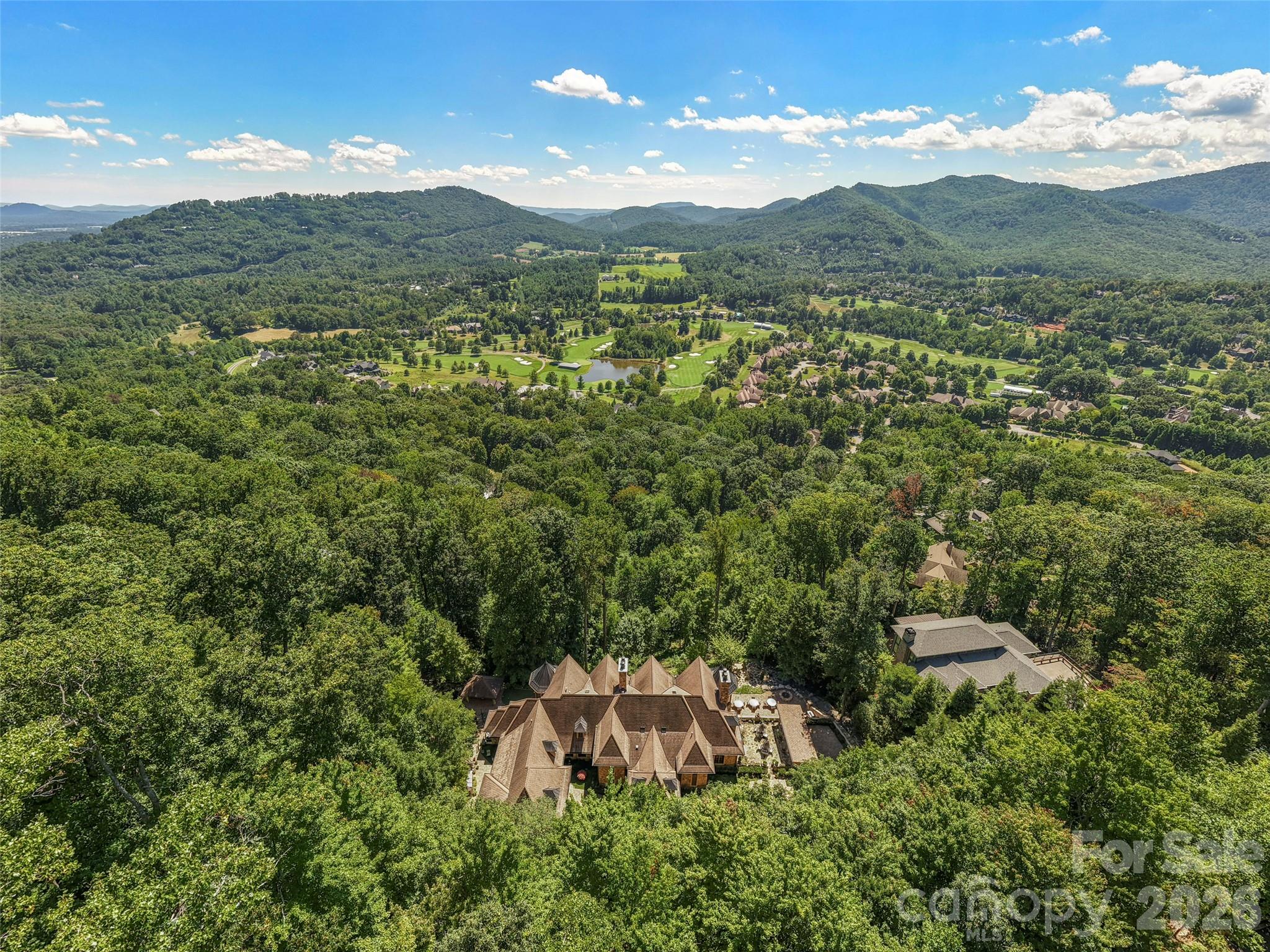 994 Clovertop Lane Property Photo 40