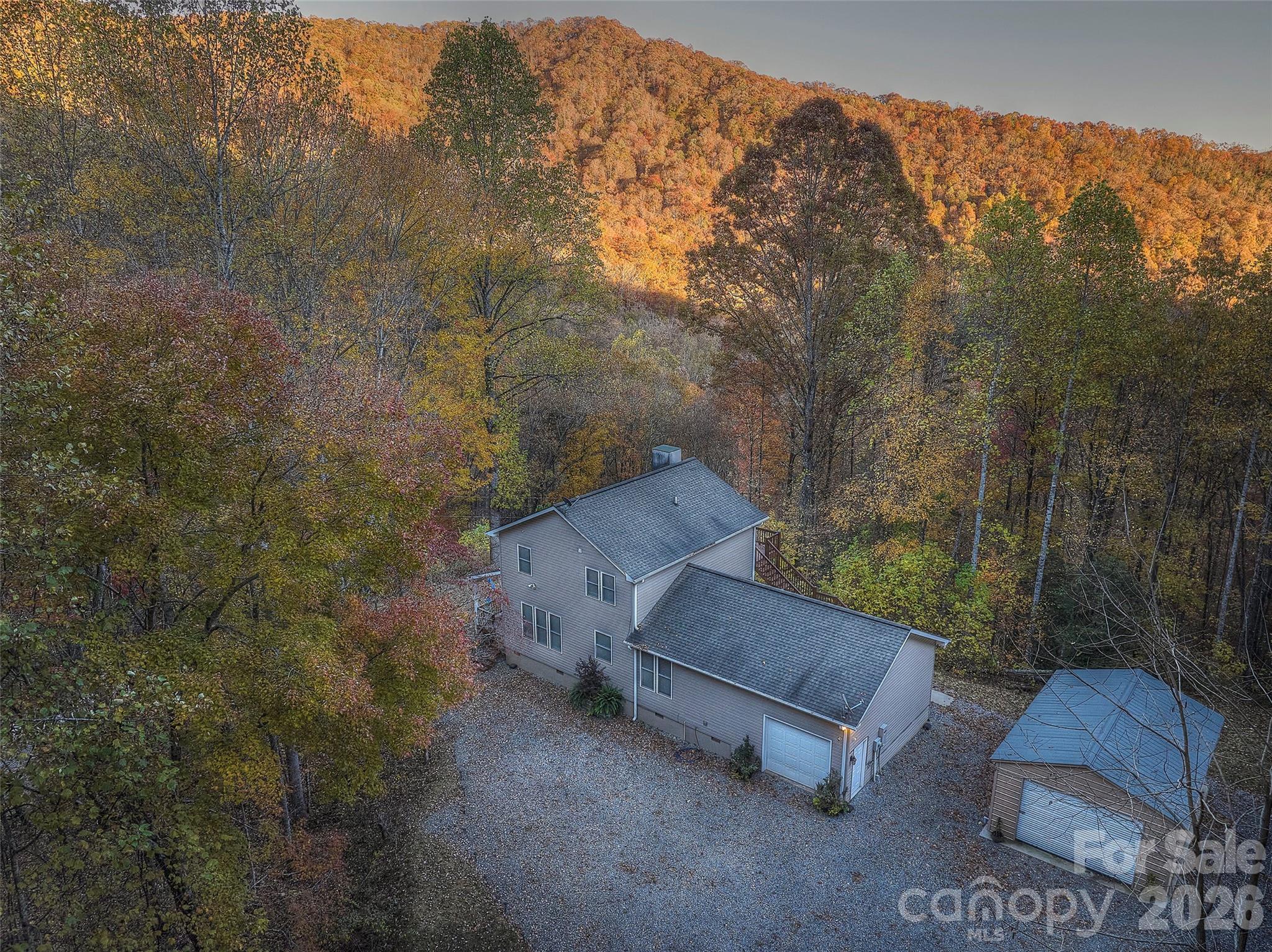 1333 Pigeon Creek Road Property Photo 6