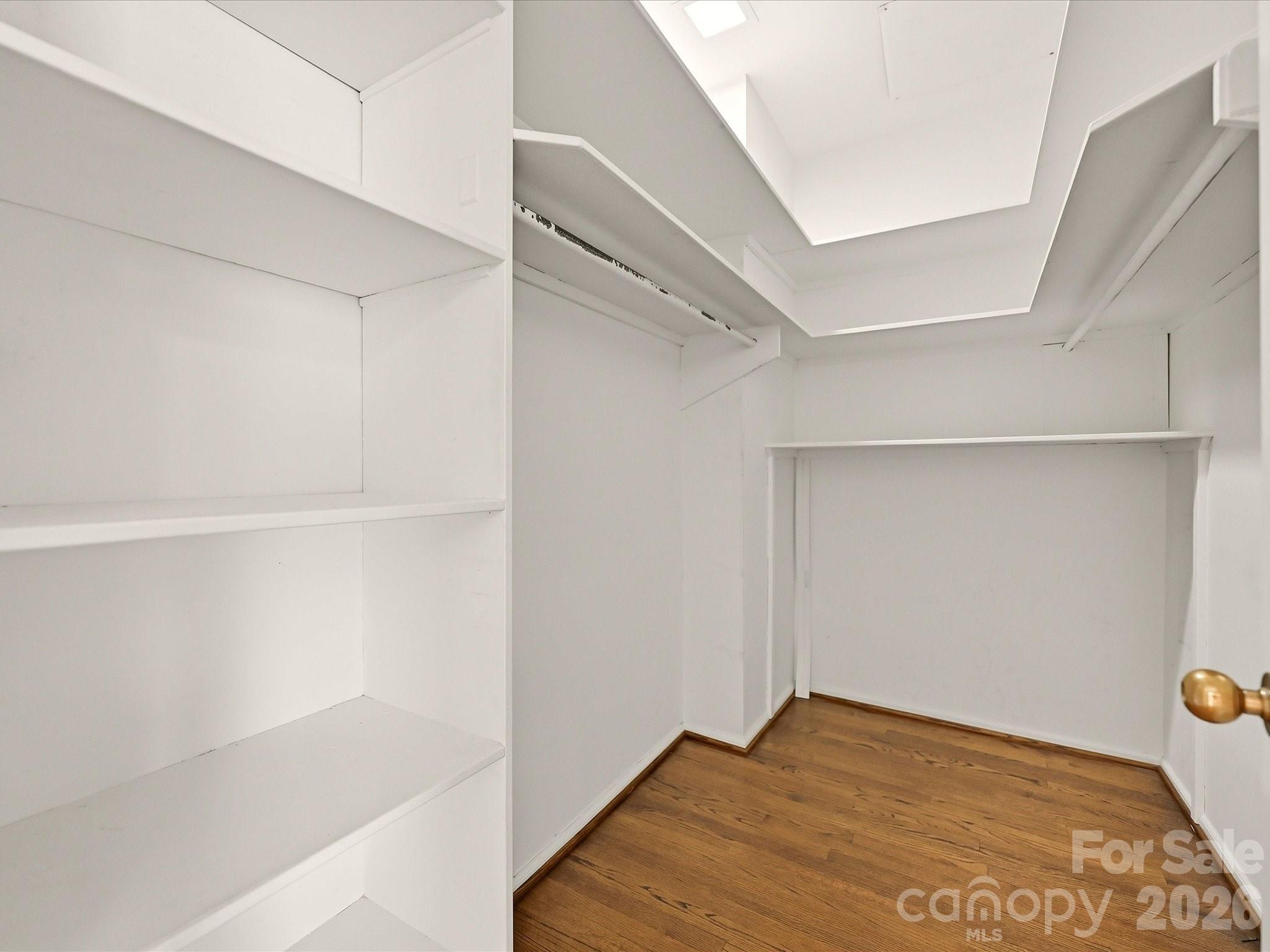 806 Cherokee Road Property Photo 27
