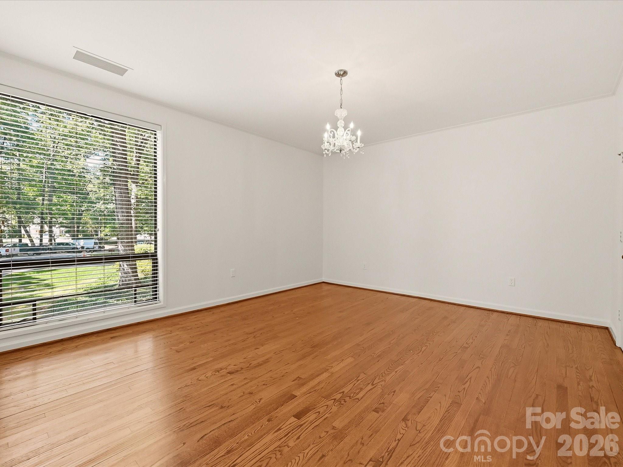 806 Cherokee Road Property Photo 28