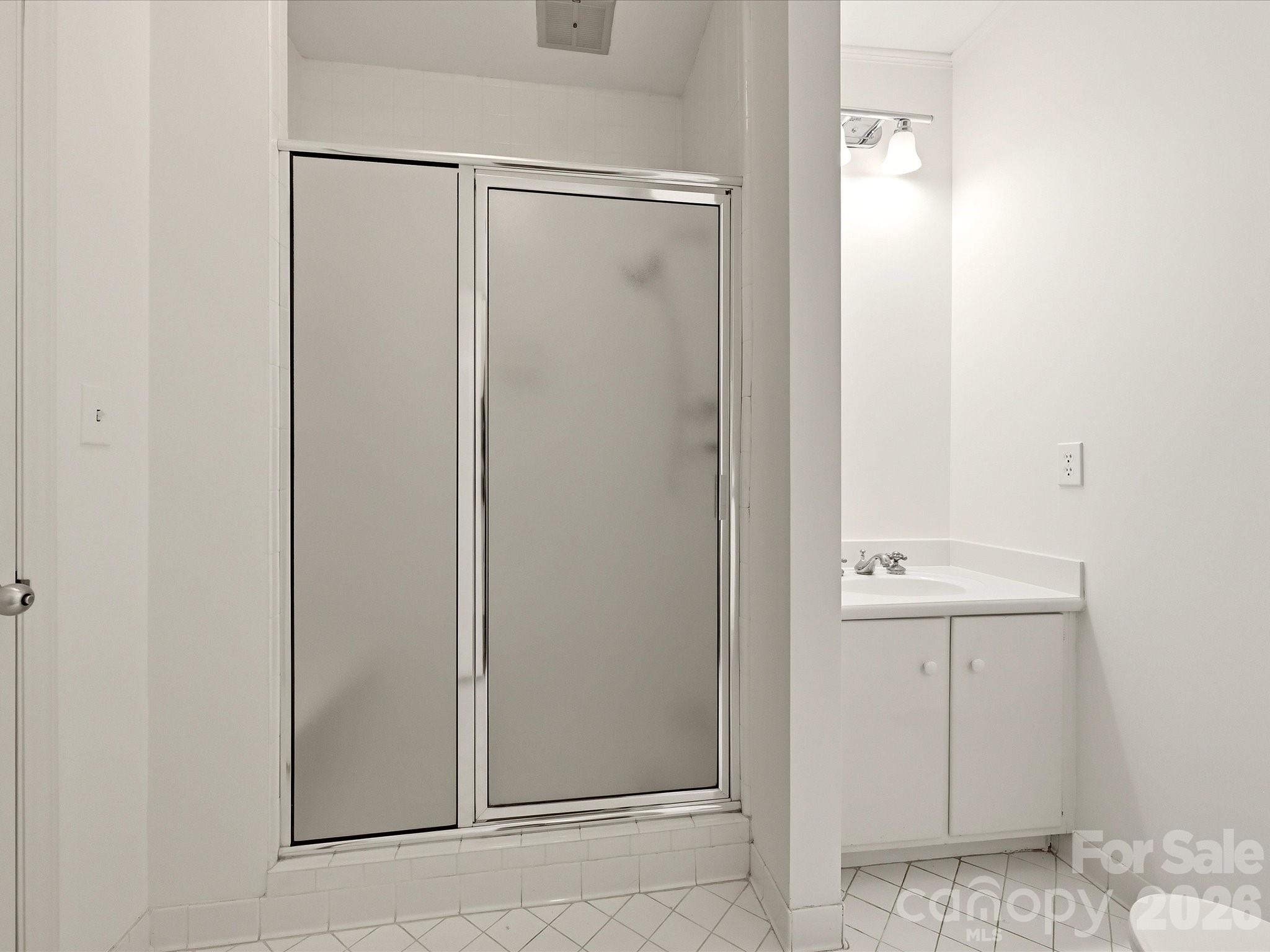 806 Cherokee Road Property Photo 29