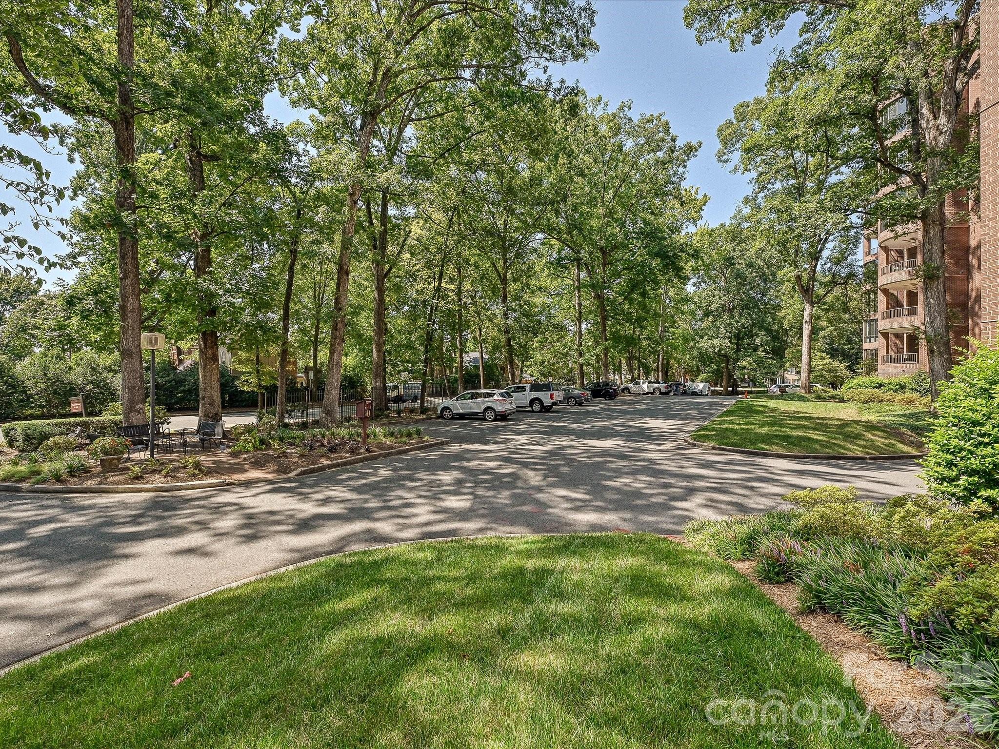 806 Cherokee Road Property Photo 42