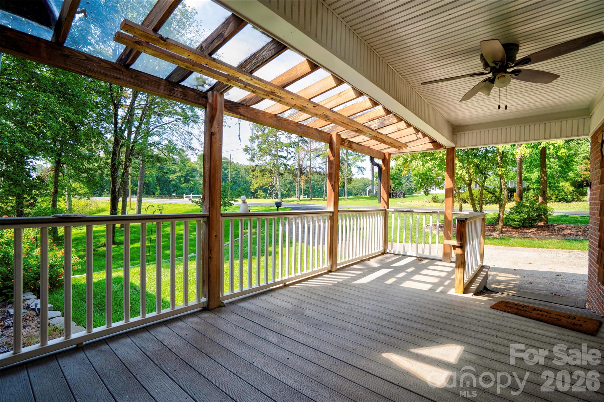 1208 N Piedmont Avenue Property Photo 4
