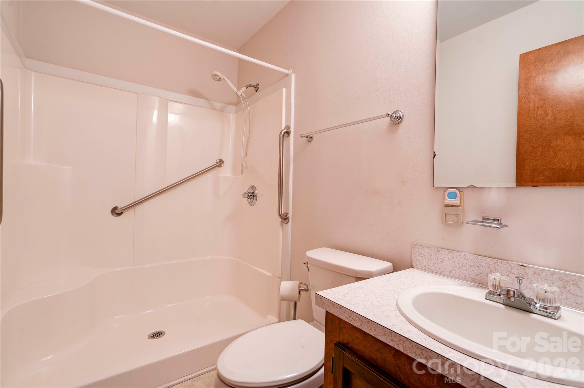 1208 N Piedmont Avenue Property Photo 19