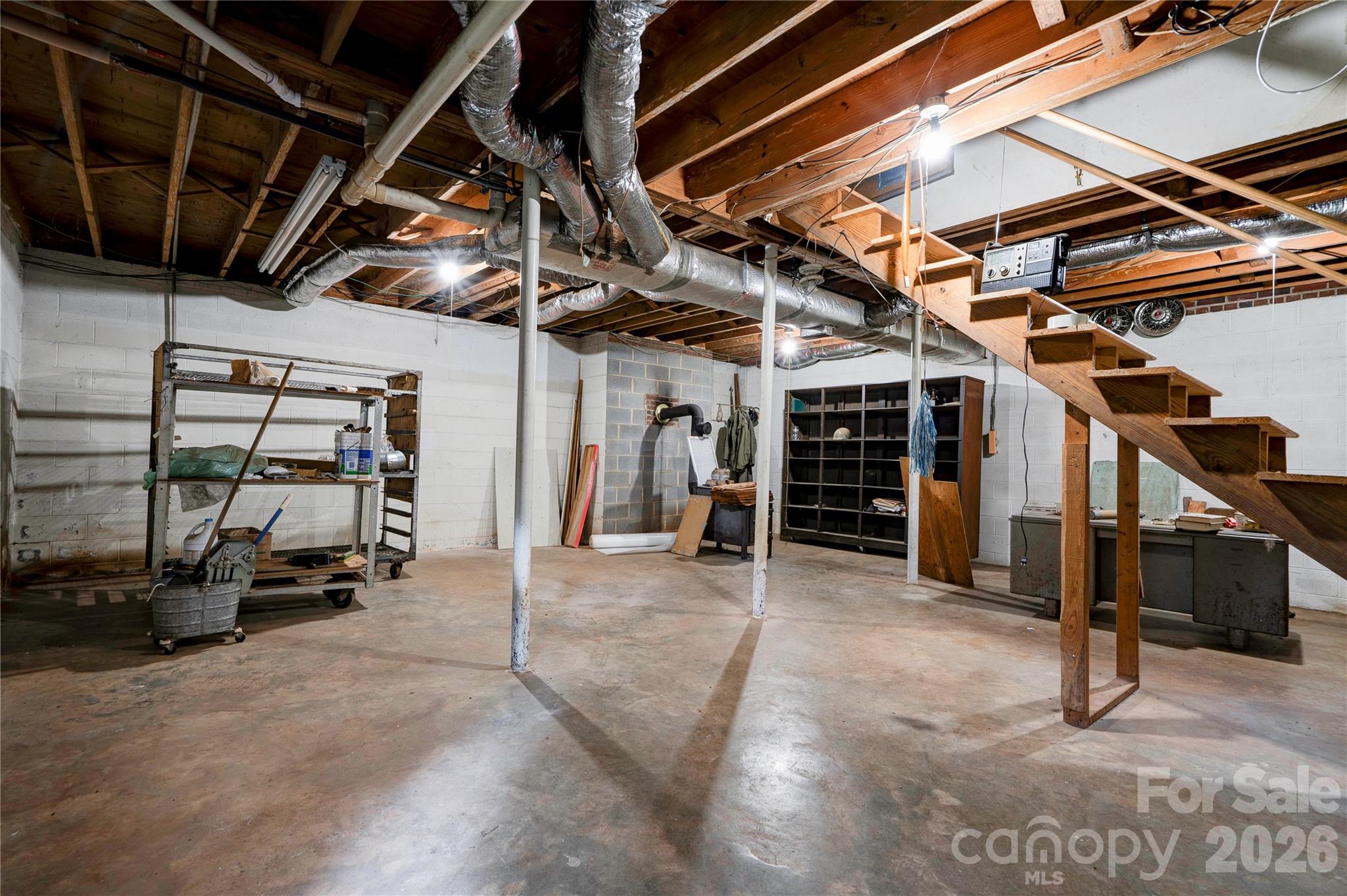 1208 N Piedmont Avenue Property Photo 21