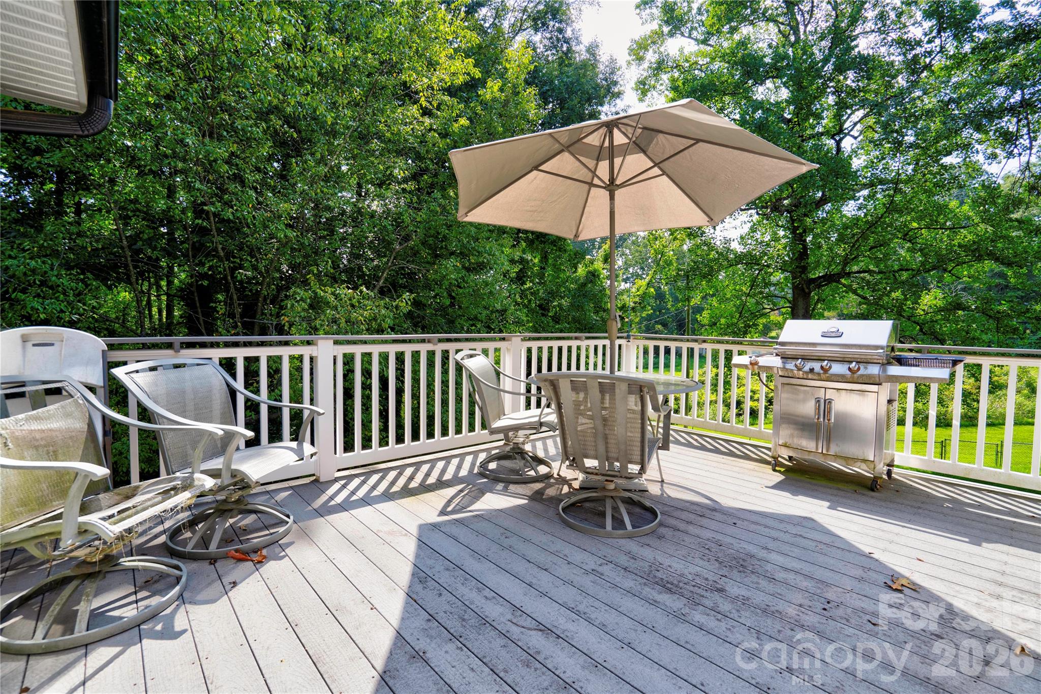 1208 N Piedmont Avenue Property Photo 24