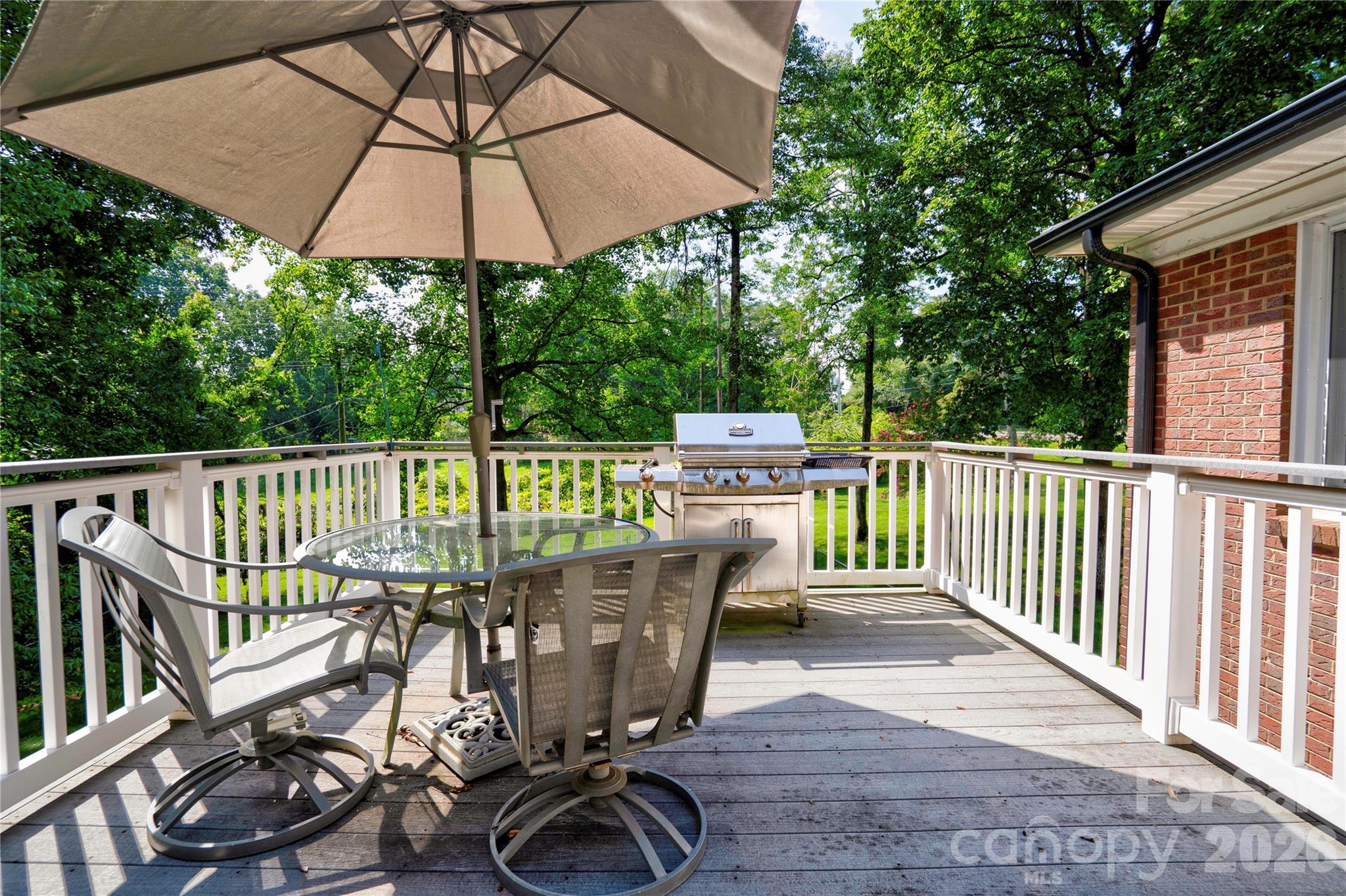 1208 N Piedmont Avenue Property Photo 25