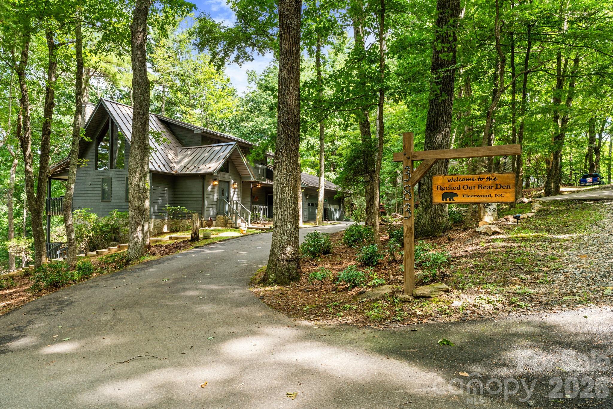 383 Bear Ridge Trail Property Photo 1