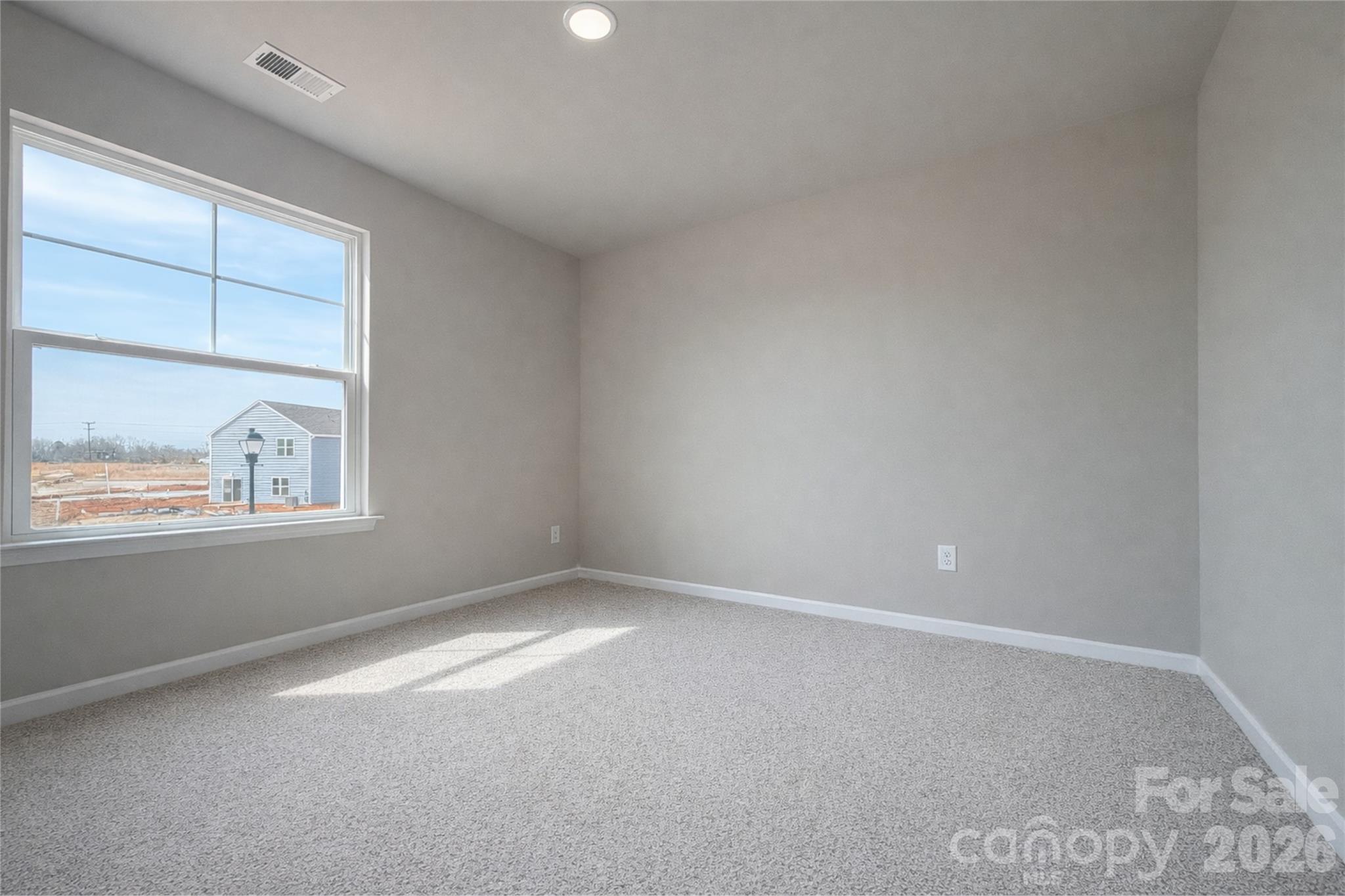 125 Pinnacle Crossing Property Photo 20