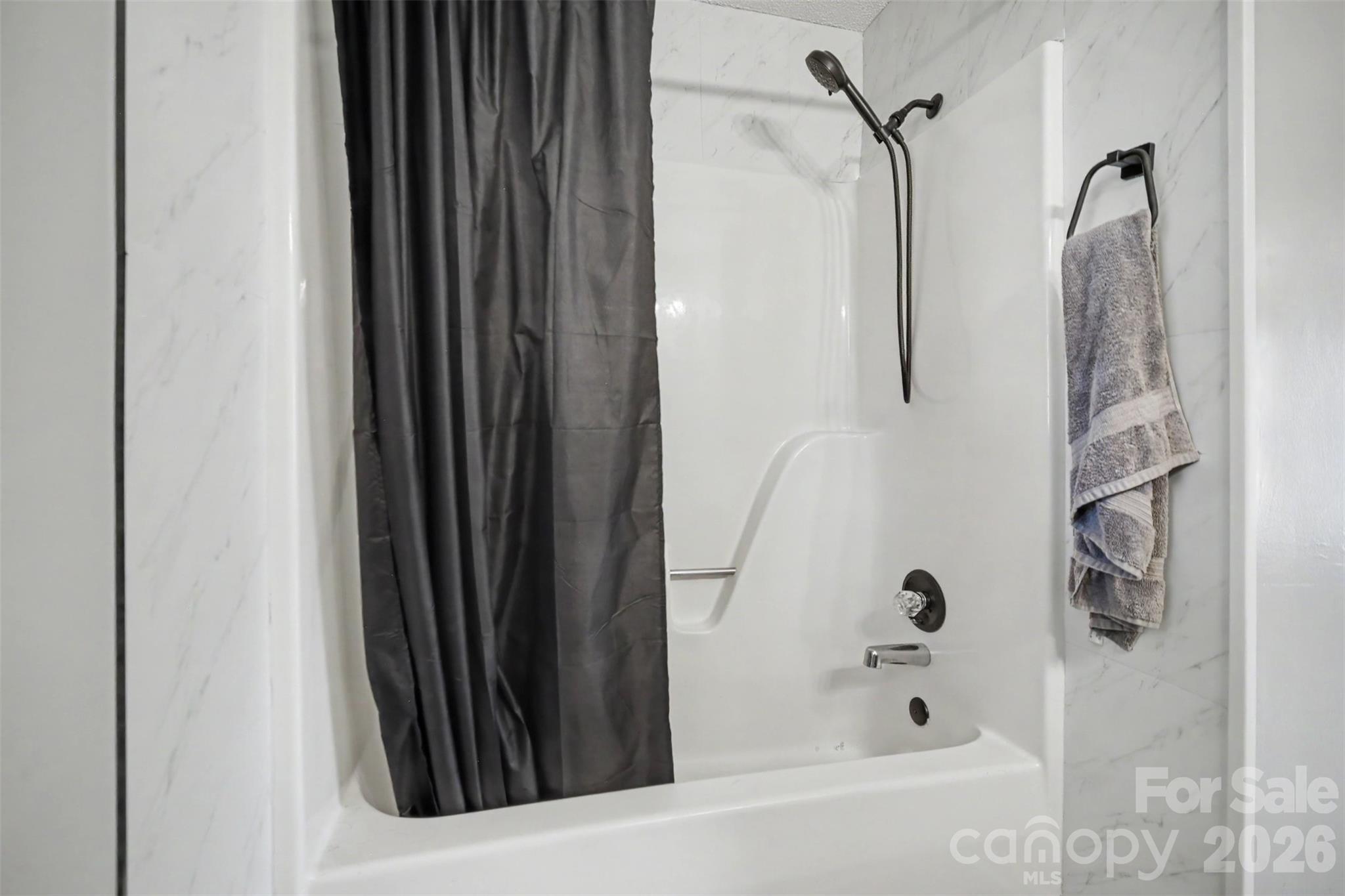 2311 Firmin Court Property Photo 7