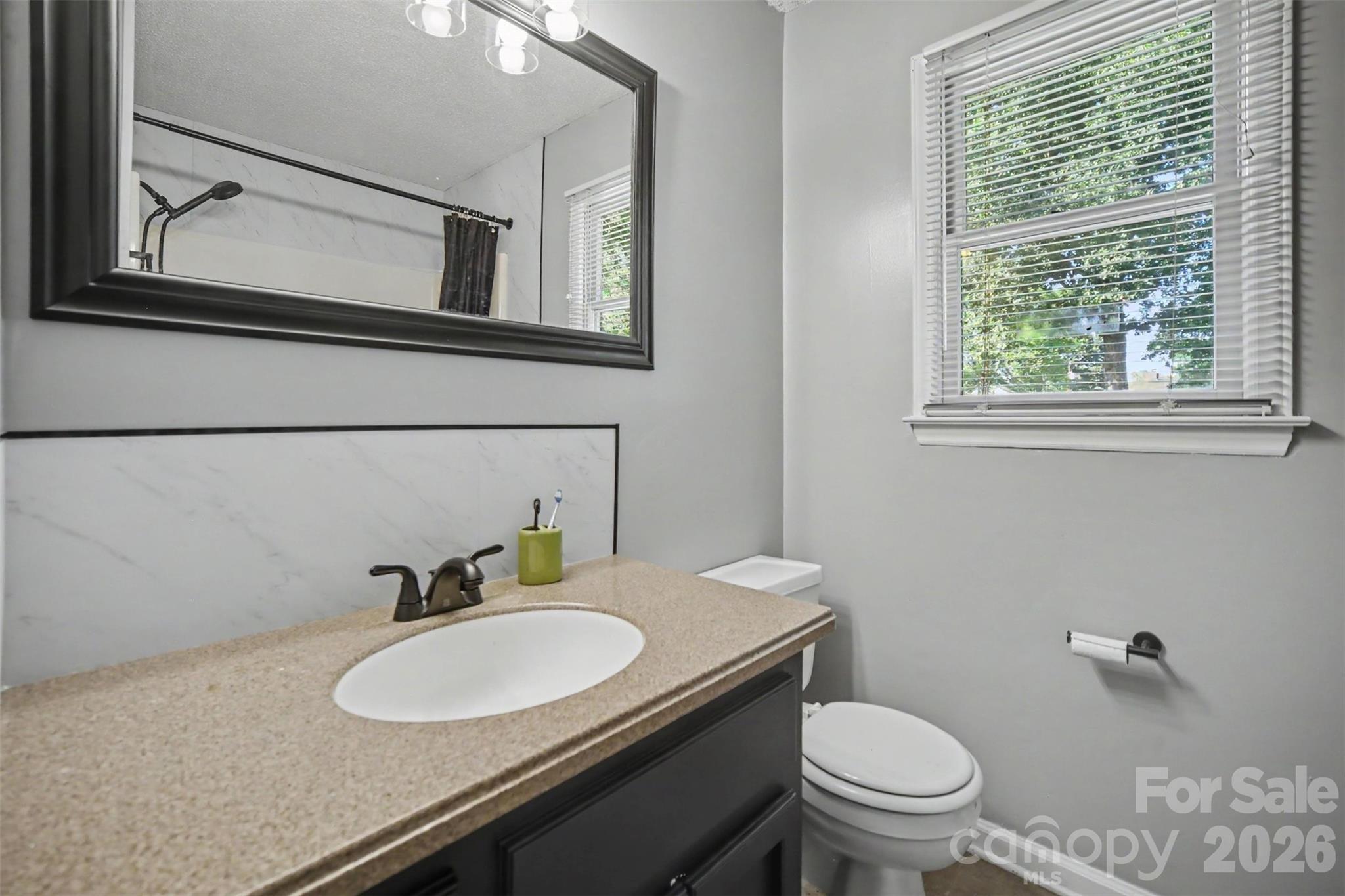 2311 Firmin Court Property Photo 8