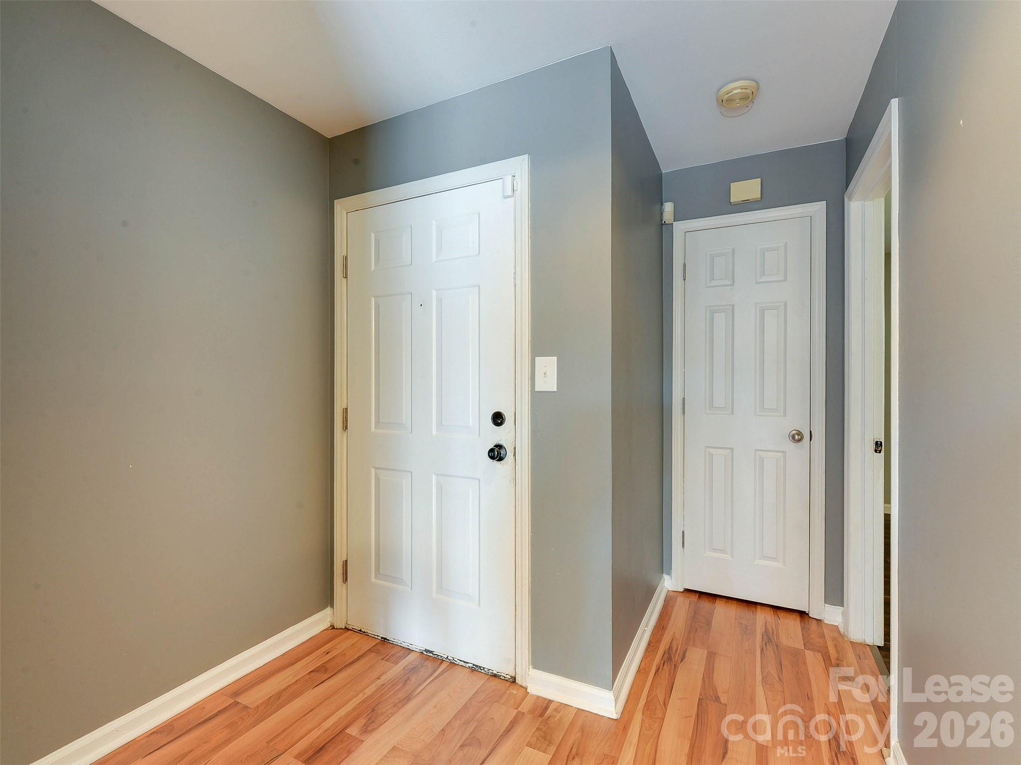 766 Marsh Road 7 Property Photo 4