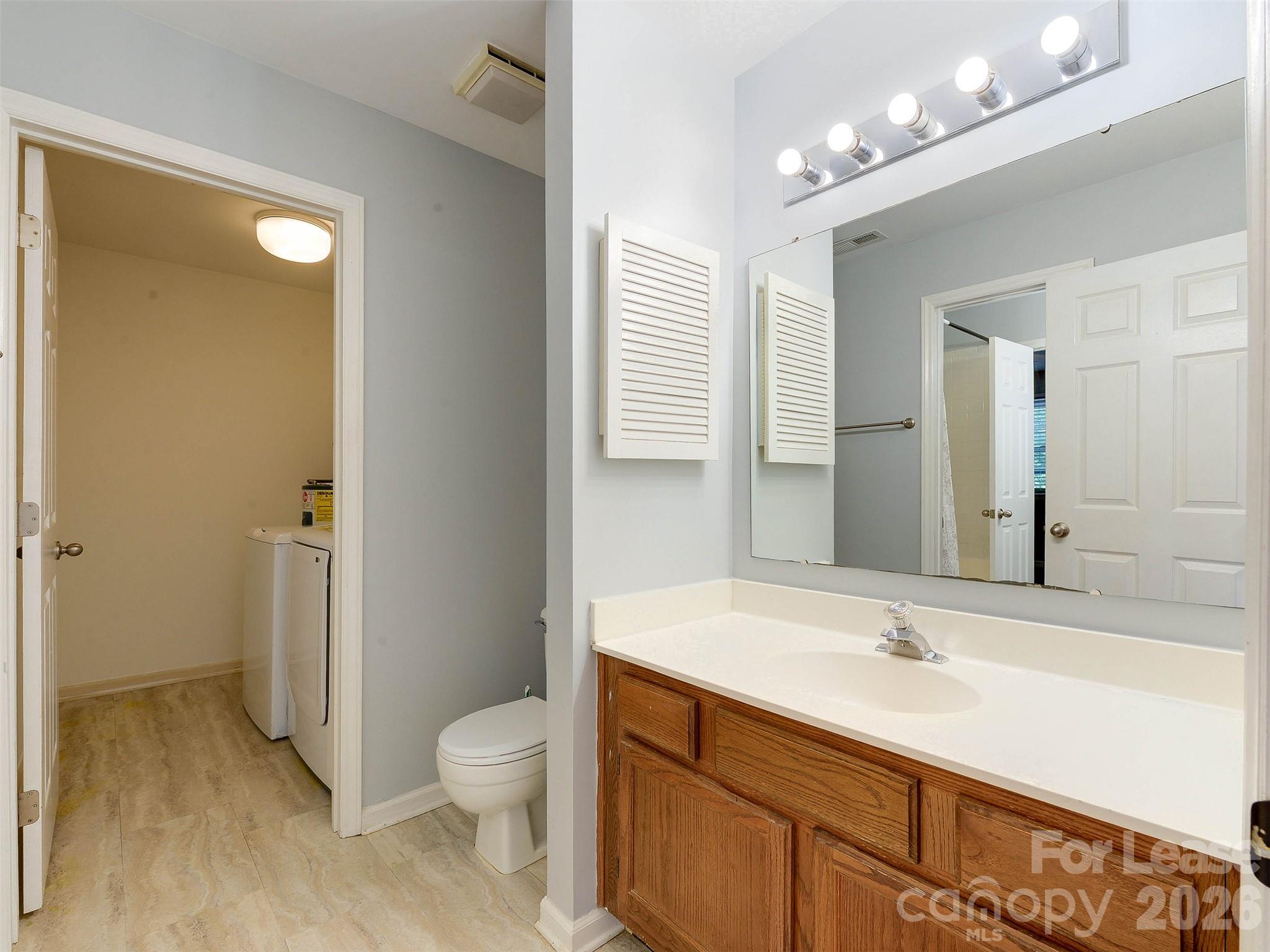 766 Marsh Road 7 Property Photo 21