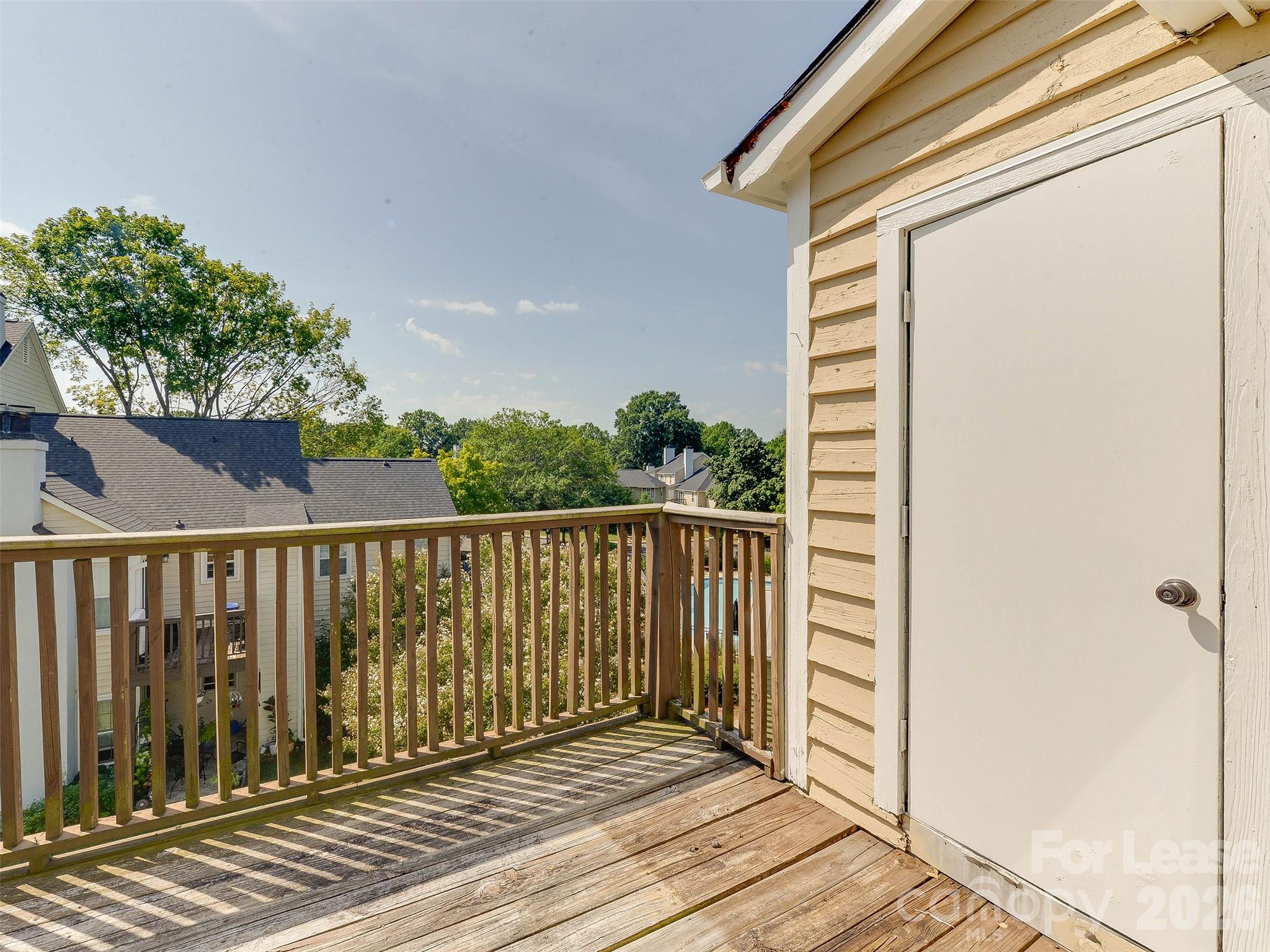 766 Marsh Road 7 Property Photo 32