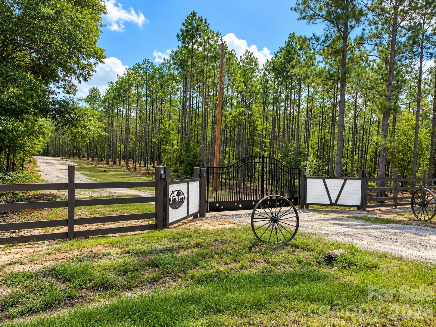 3203 Landfill Road Property Photo 1