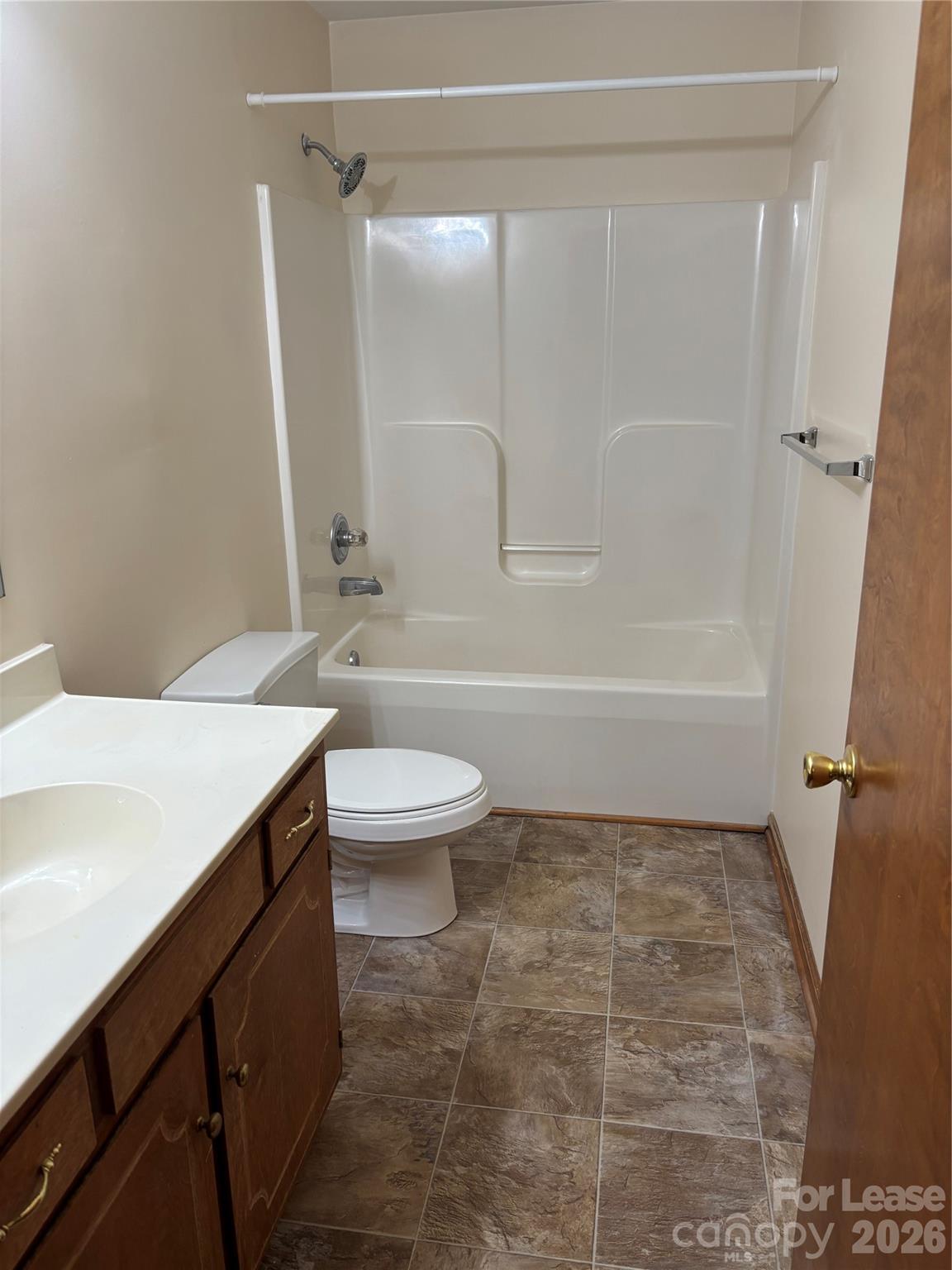 163 Hillcrest Drive Property Photo 6