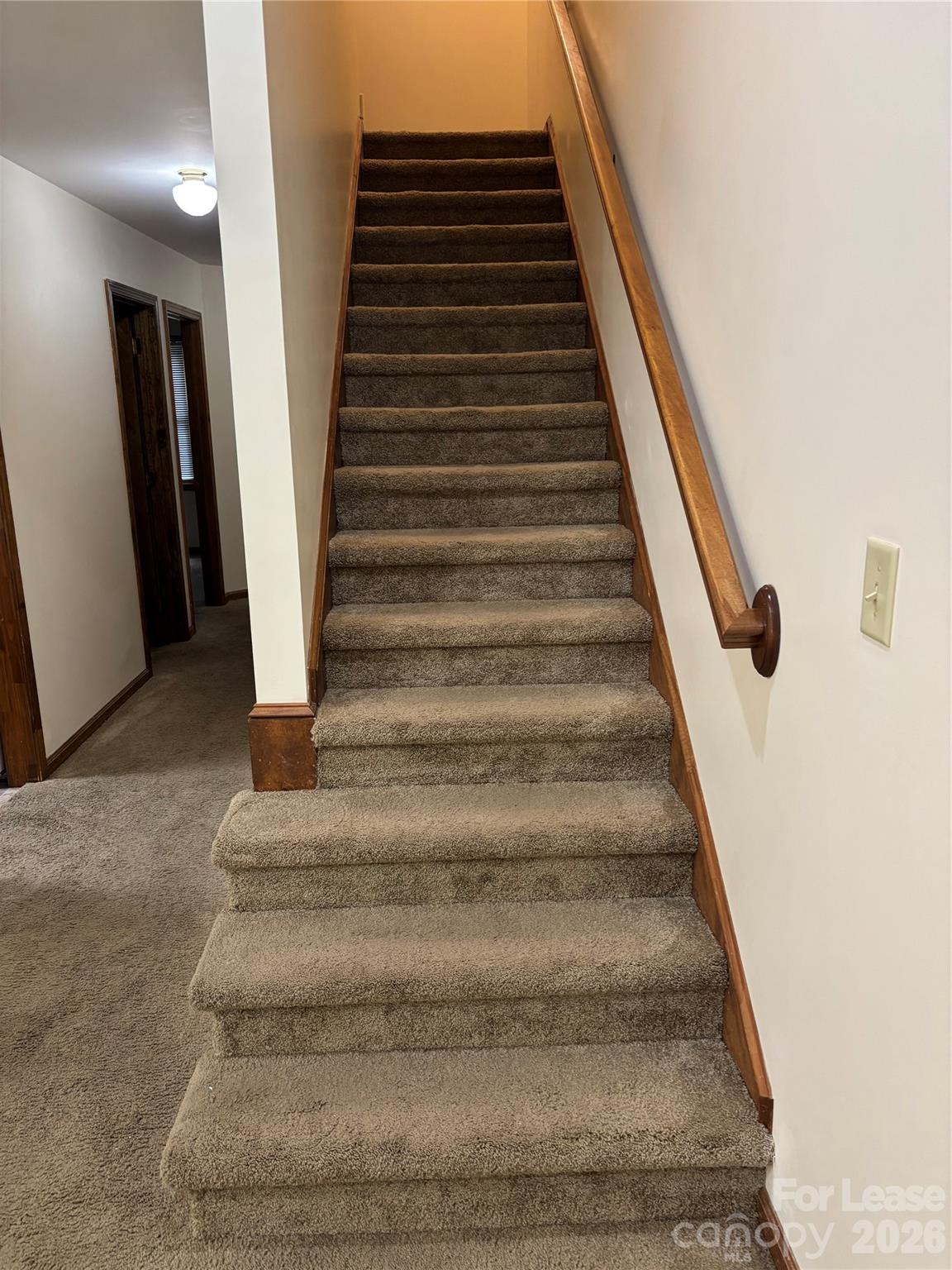 163 Hillcrest Drive Property Photo 7