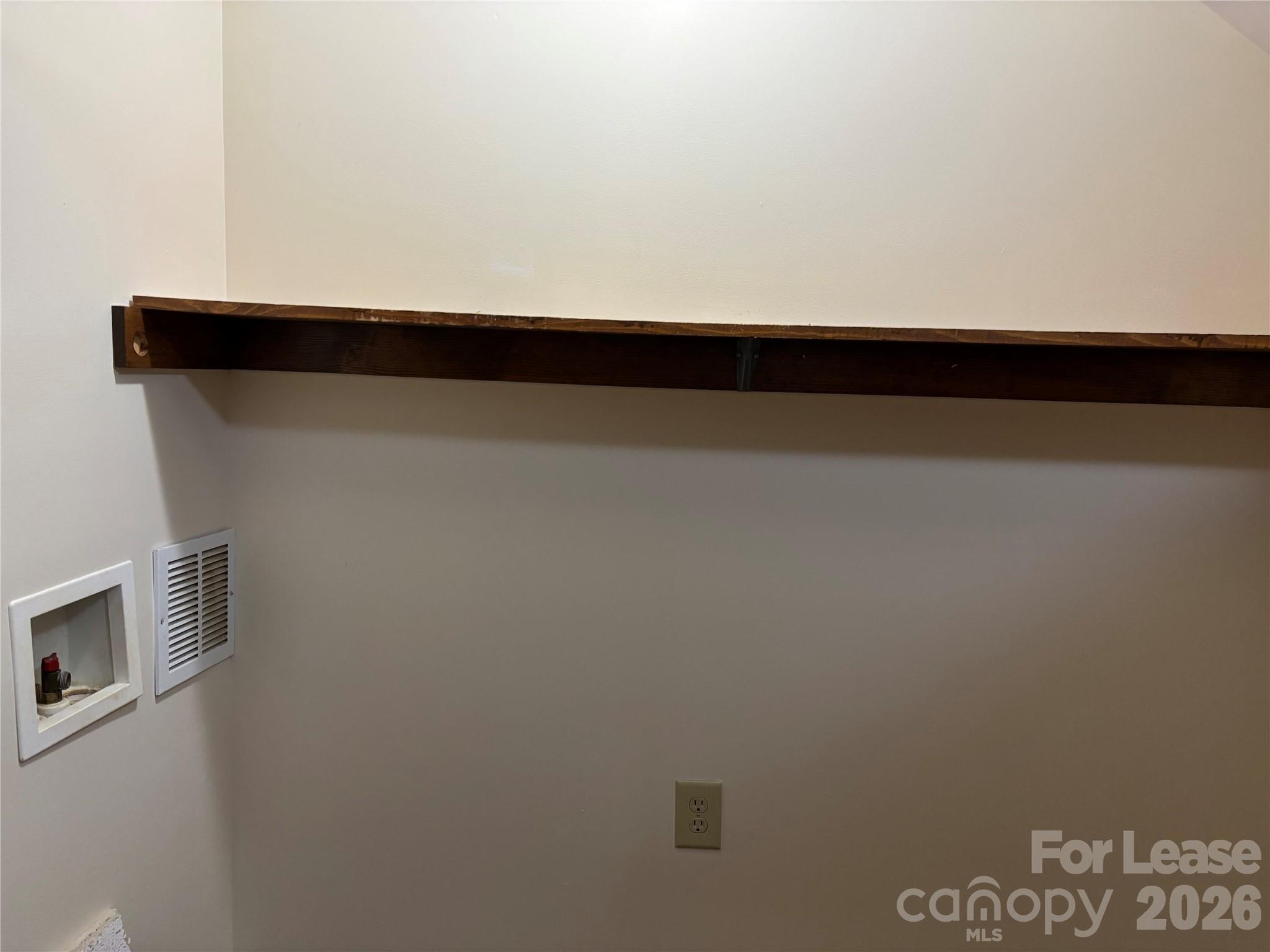 163 Hillcrest Drive Property Photo 10