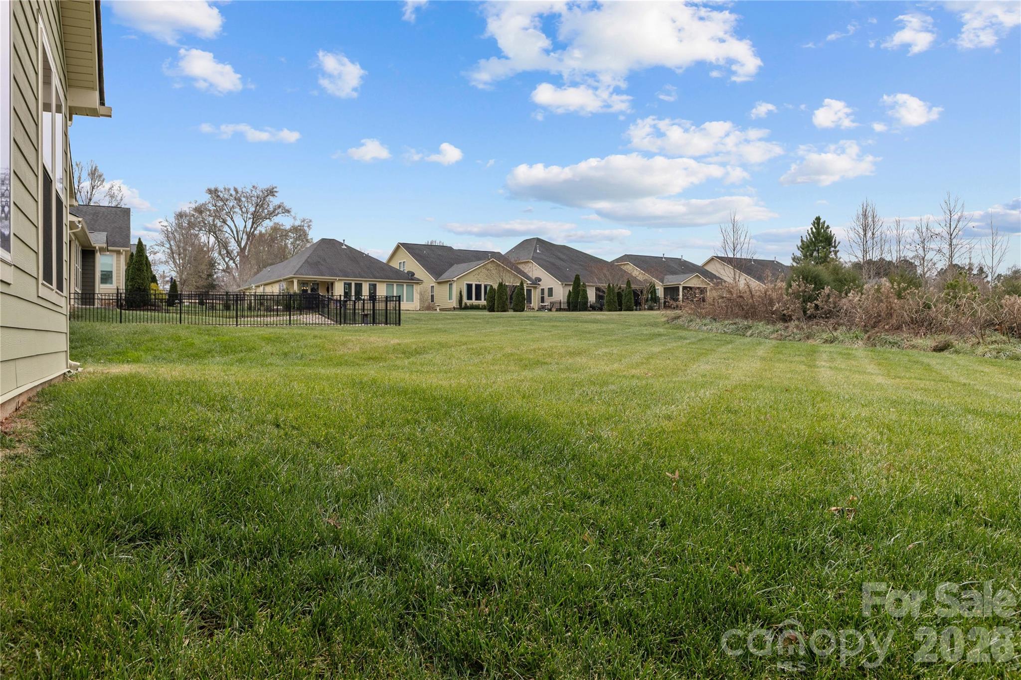 129 Johnson Manor Street Property Photo 5