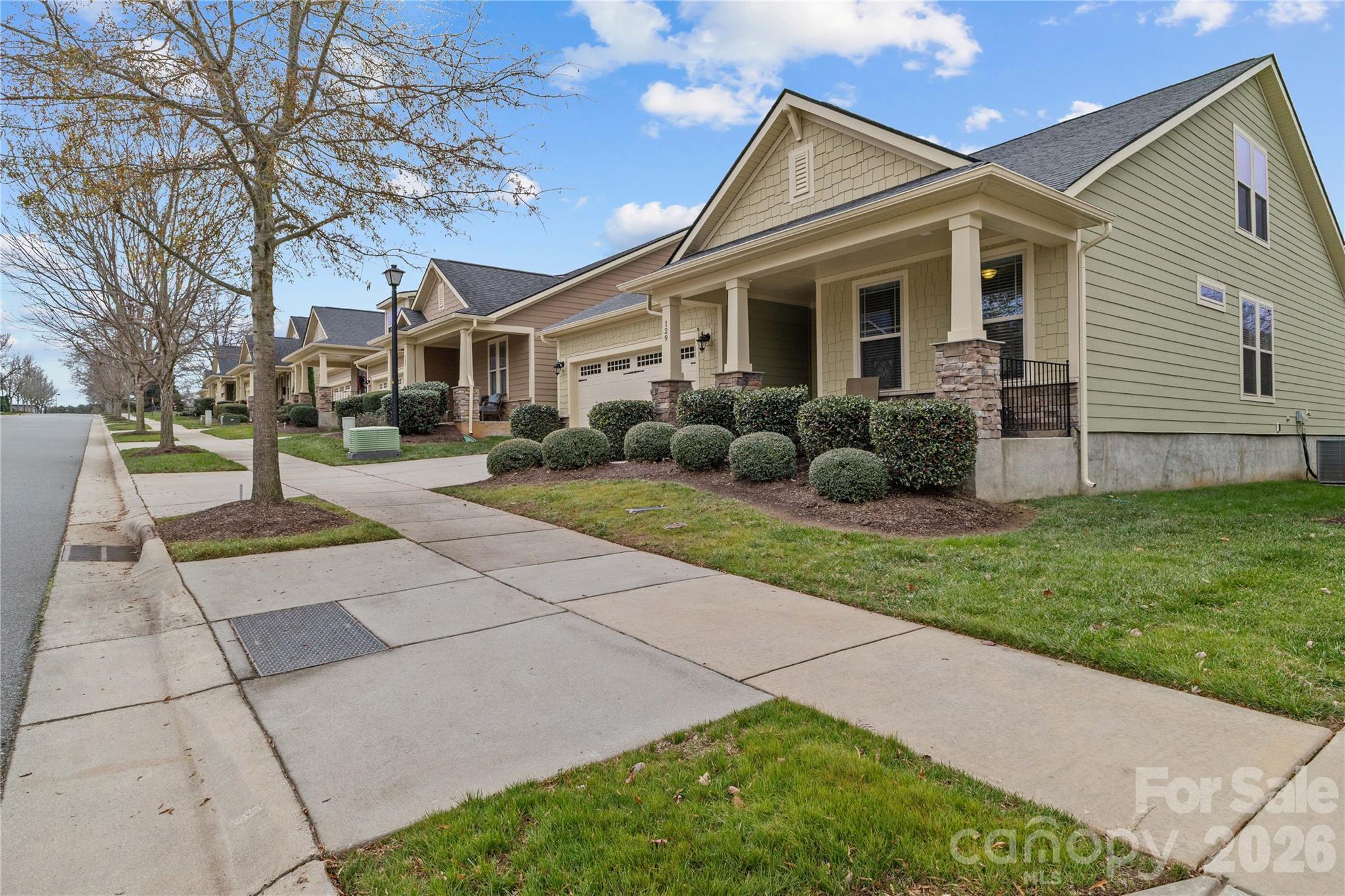 129 Johnson Manor Street Property Photo 6