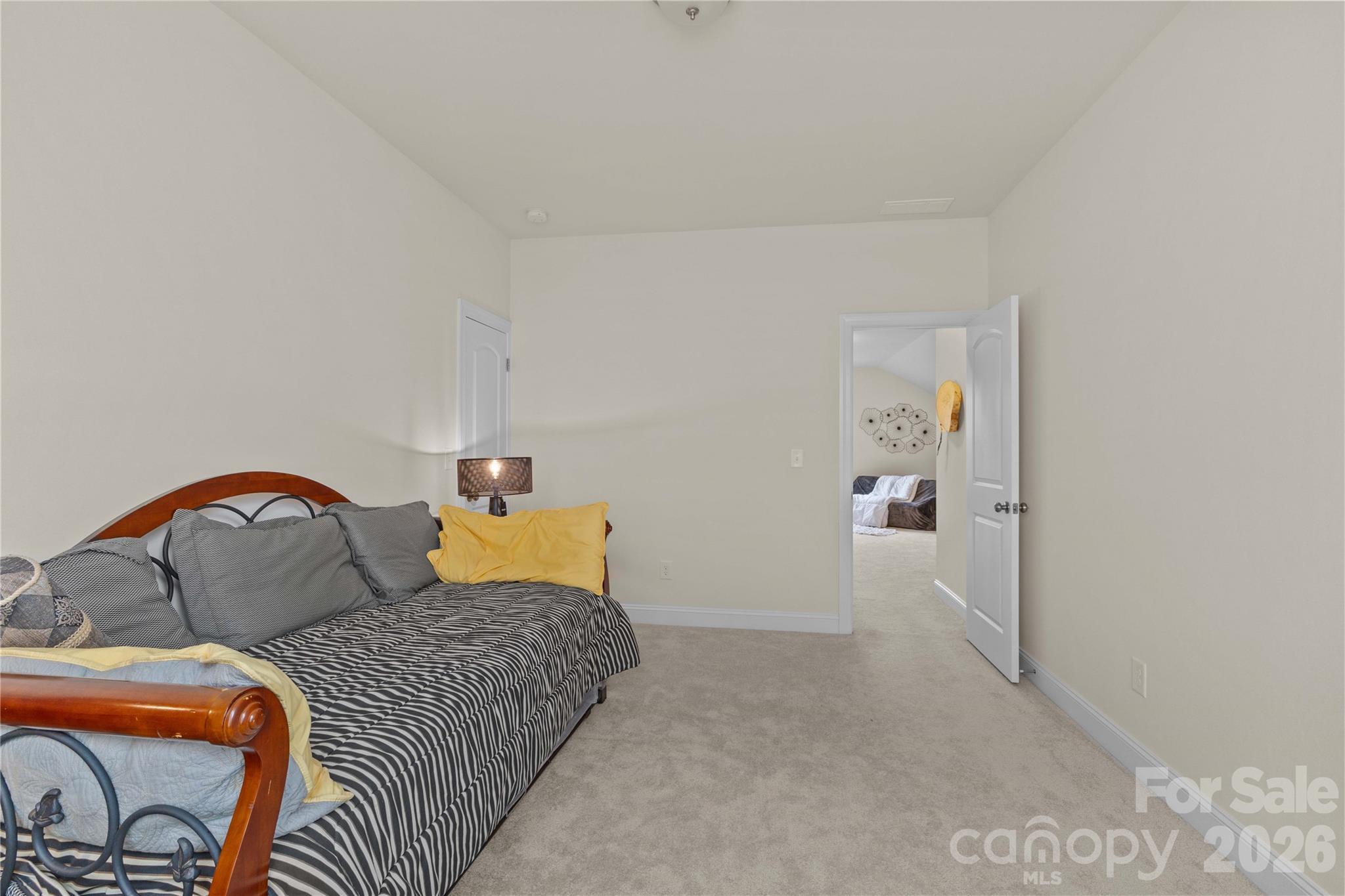 129 Johnson Manor Street Property Photo 23