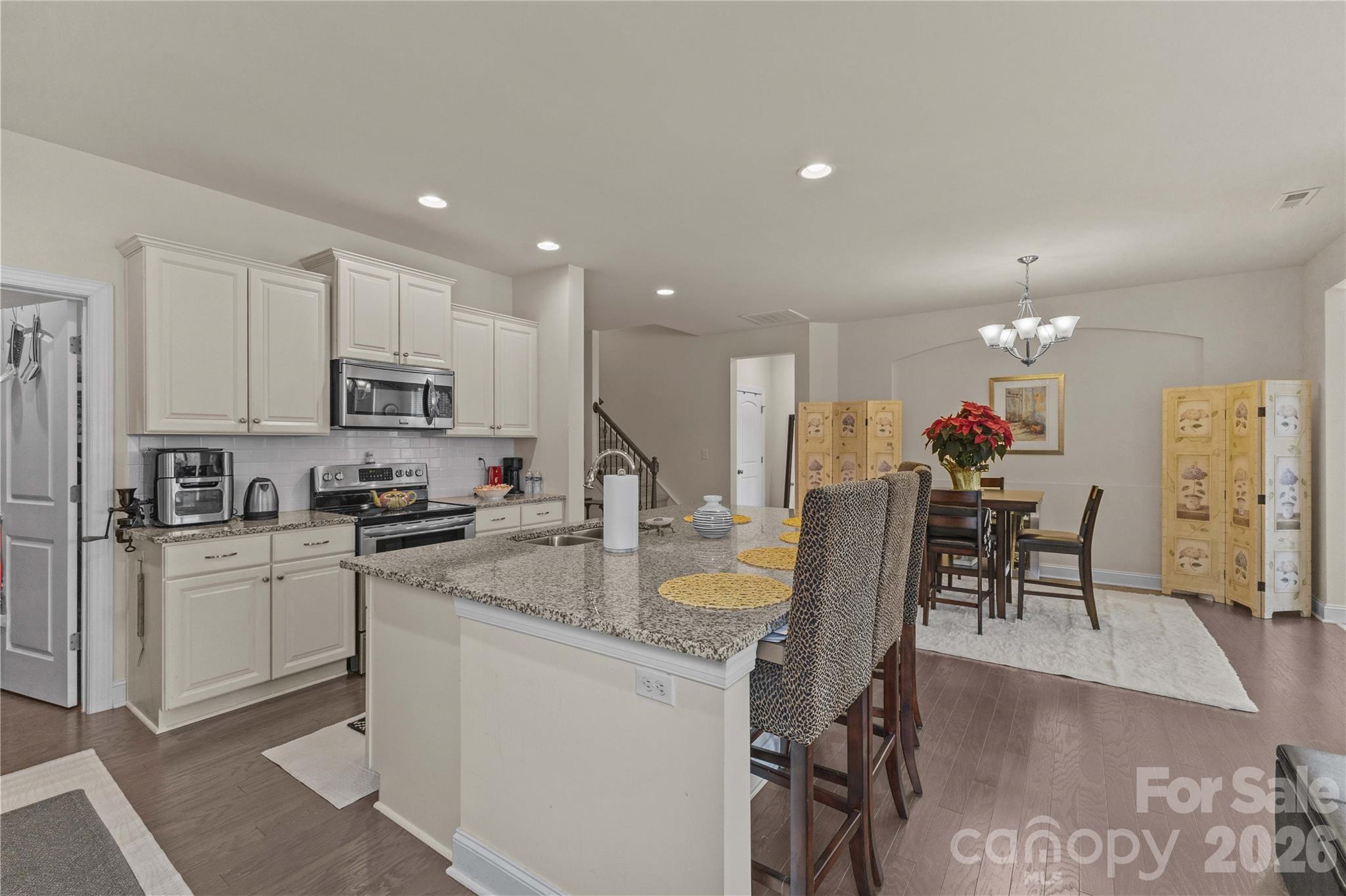 129 Johnson Manor Street Property Photo 39