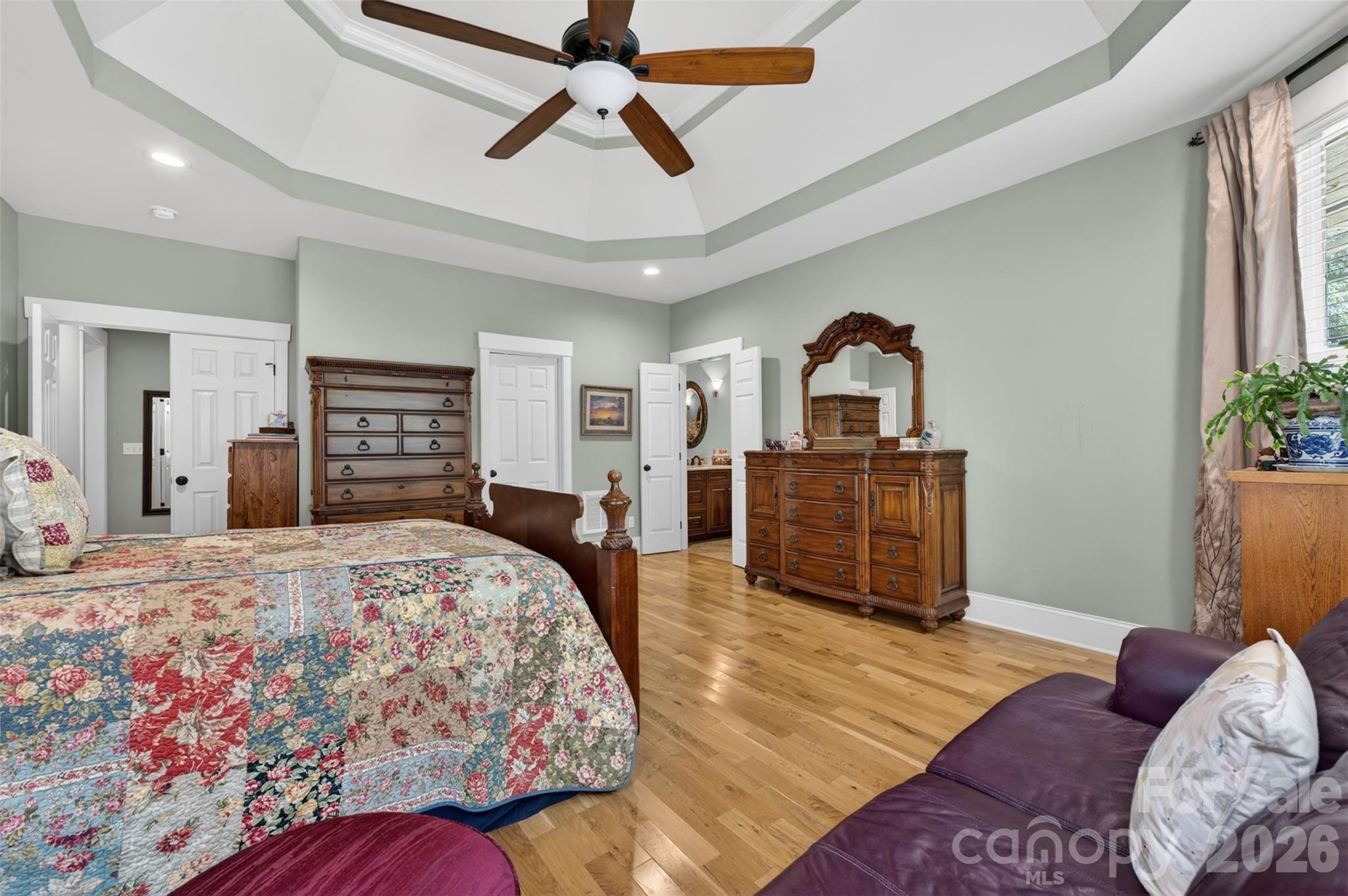 8611 Kerns Meadow Lane Property Photo 14