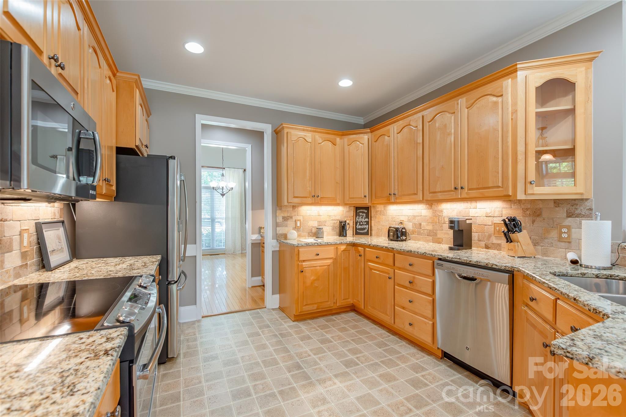 4711 Sherborne Drive Property Photo 7