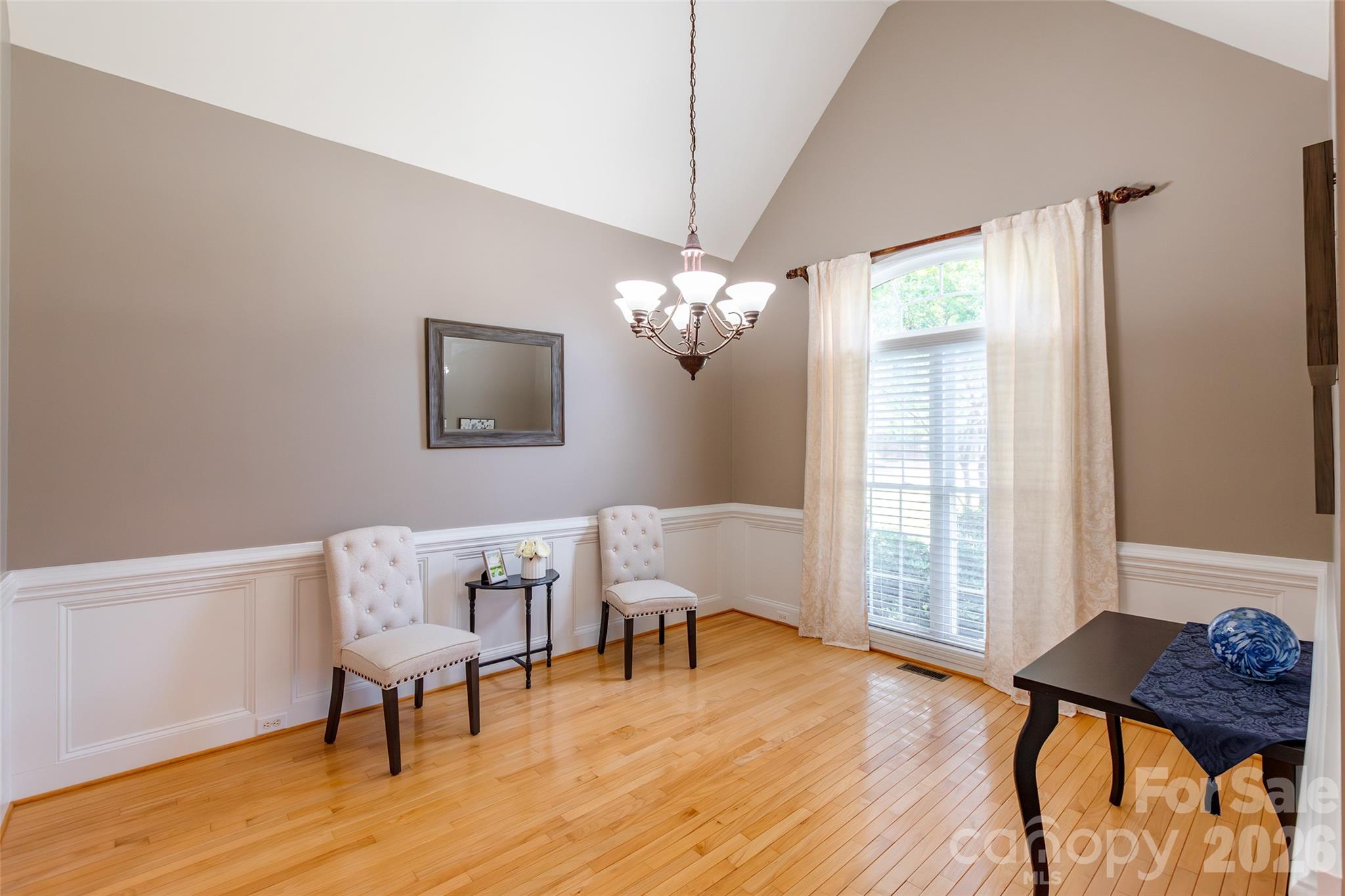 4711 Sherborne Drive Property Photo 10
