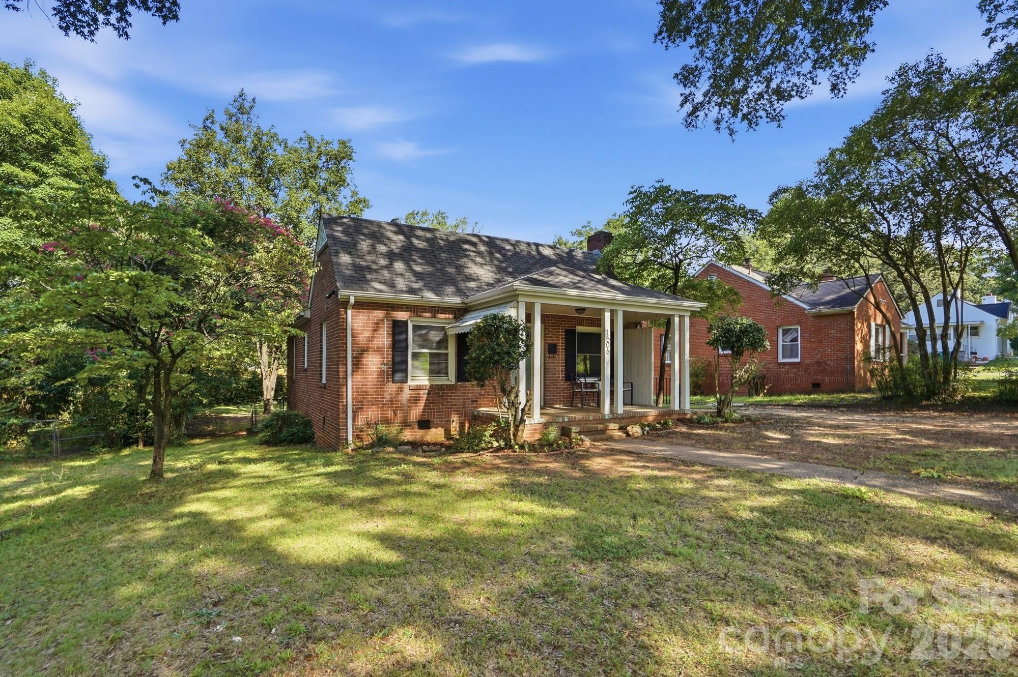 1506 Coker Avenue Property Photo 1