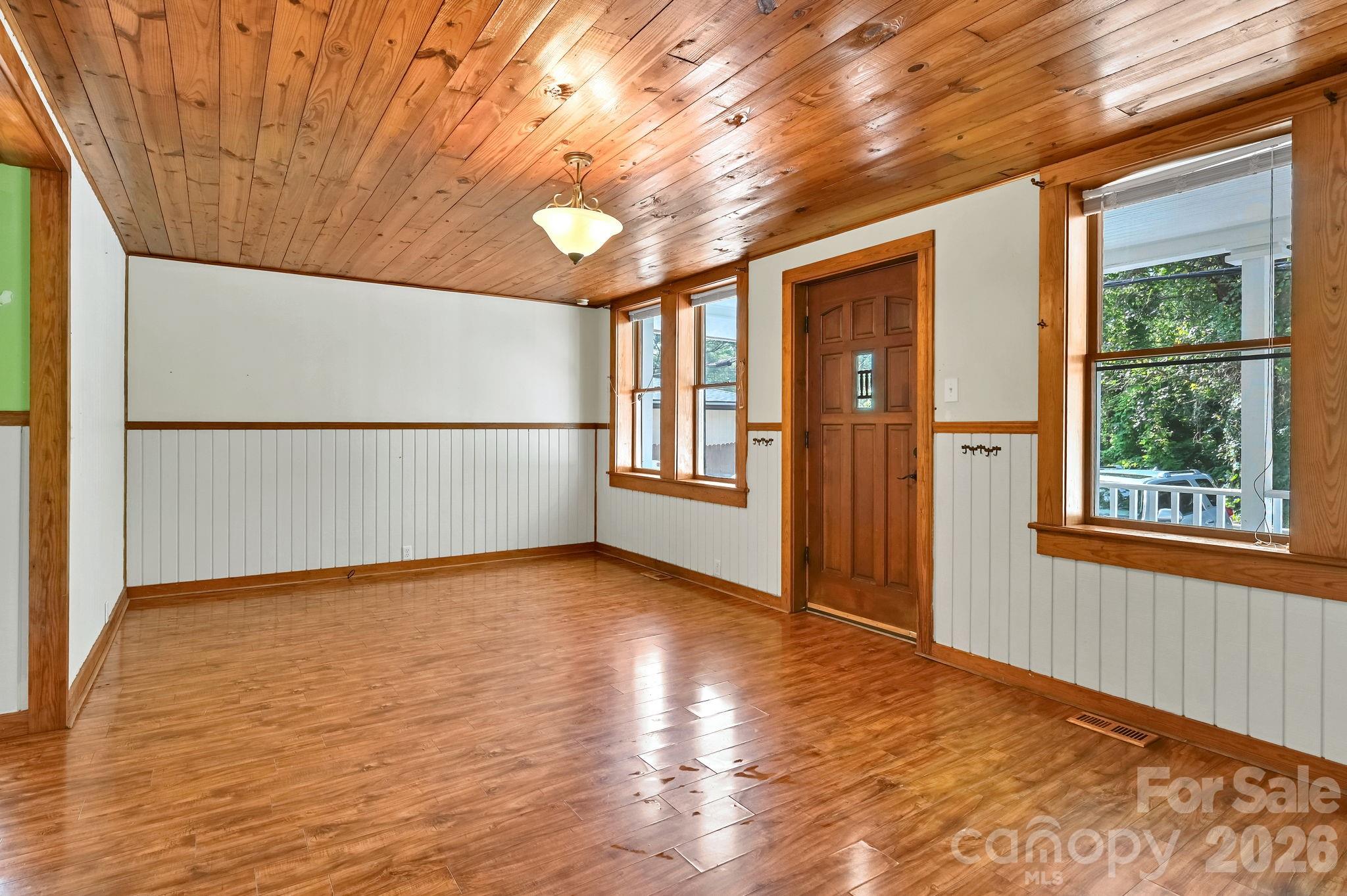 376 Fairview Road Property Photo 6