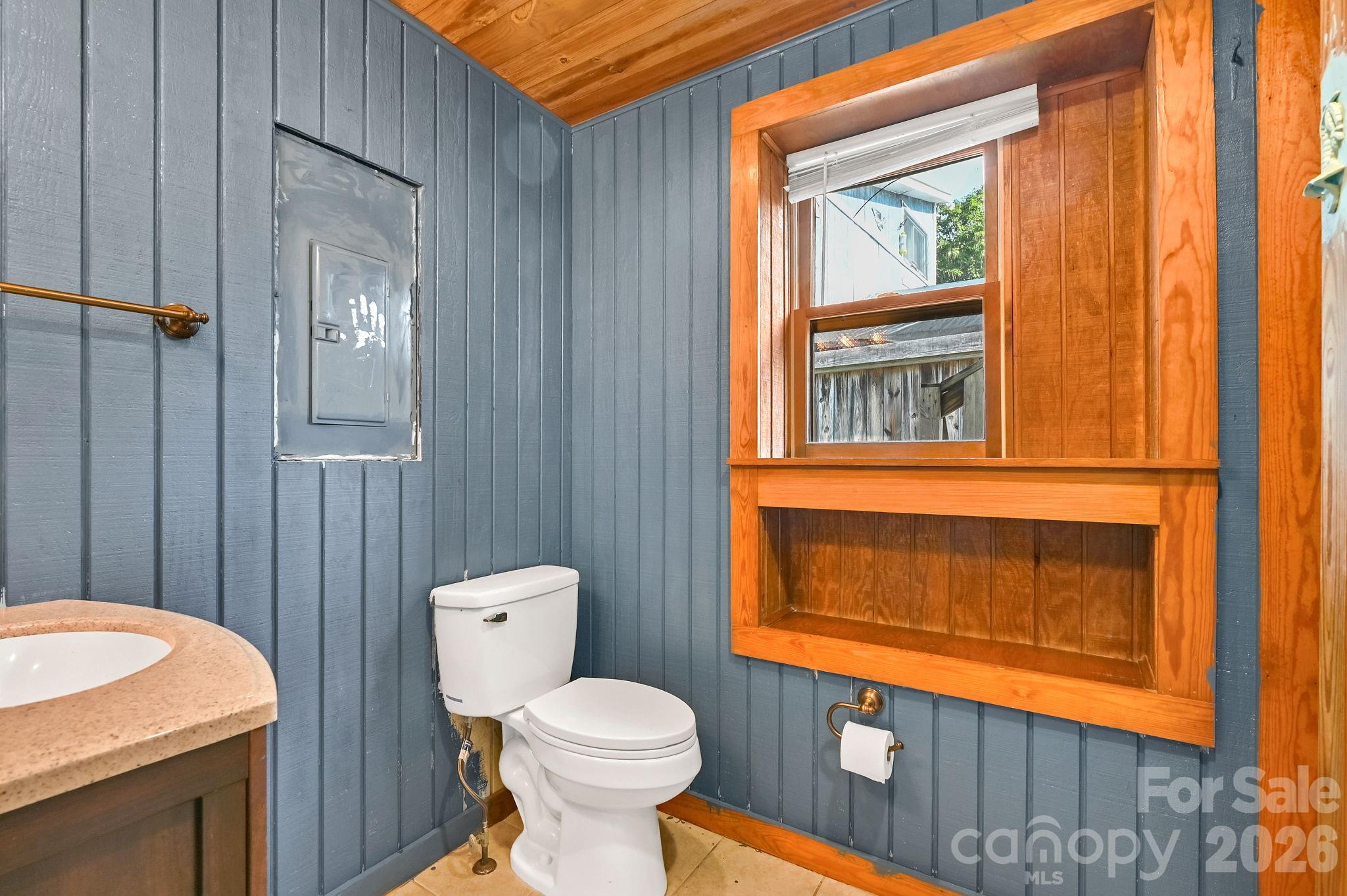 376 Fairview Road Property Photo 17