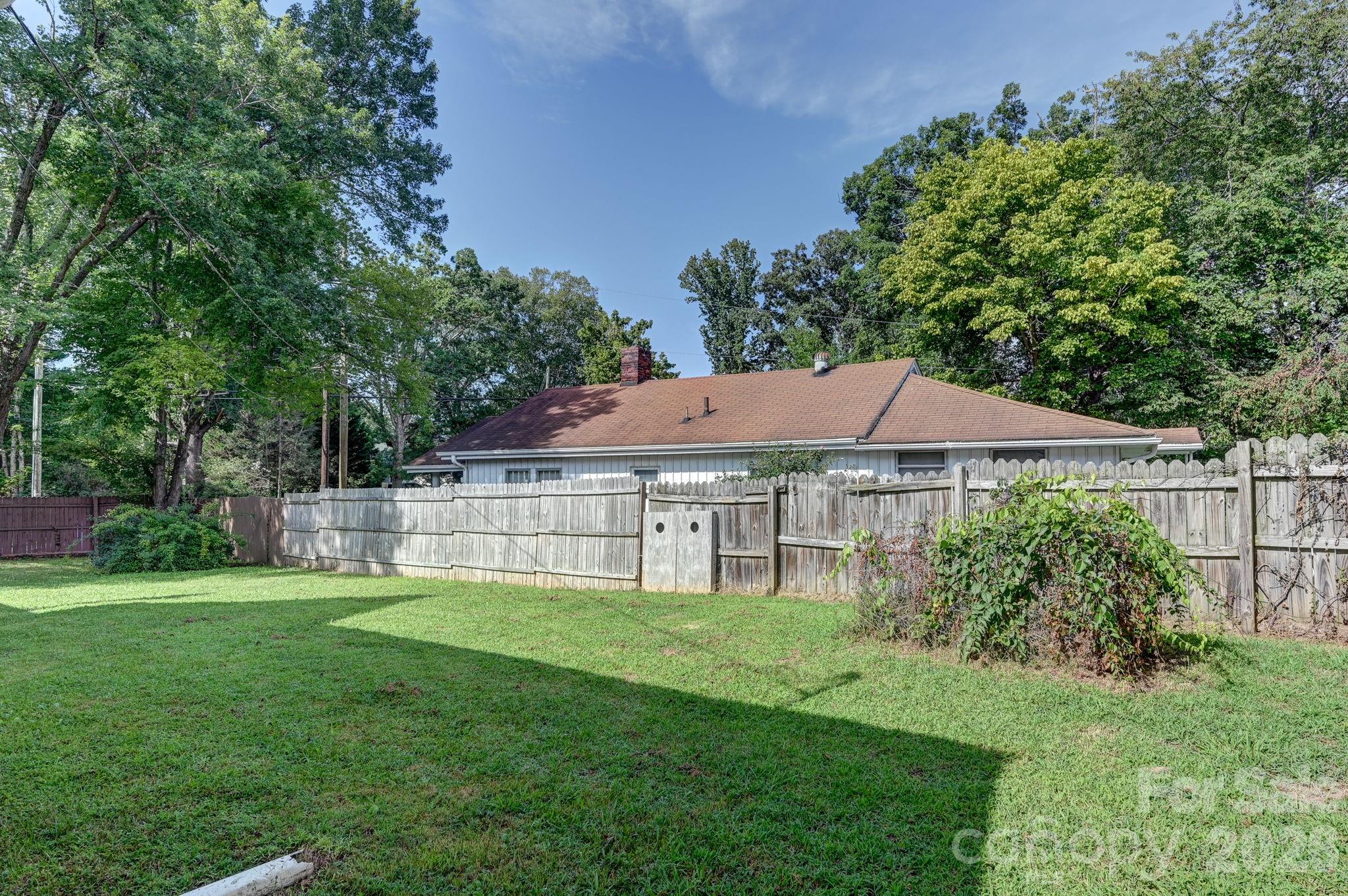 376 Fairview Road Property Photo 27