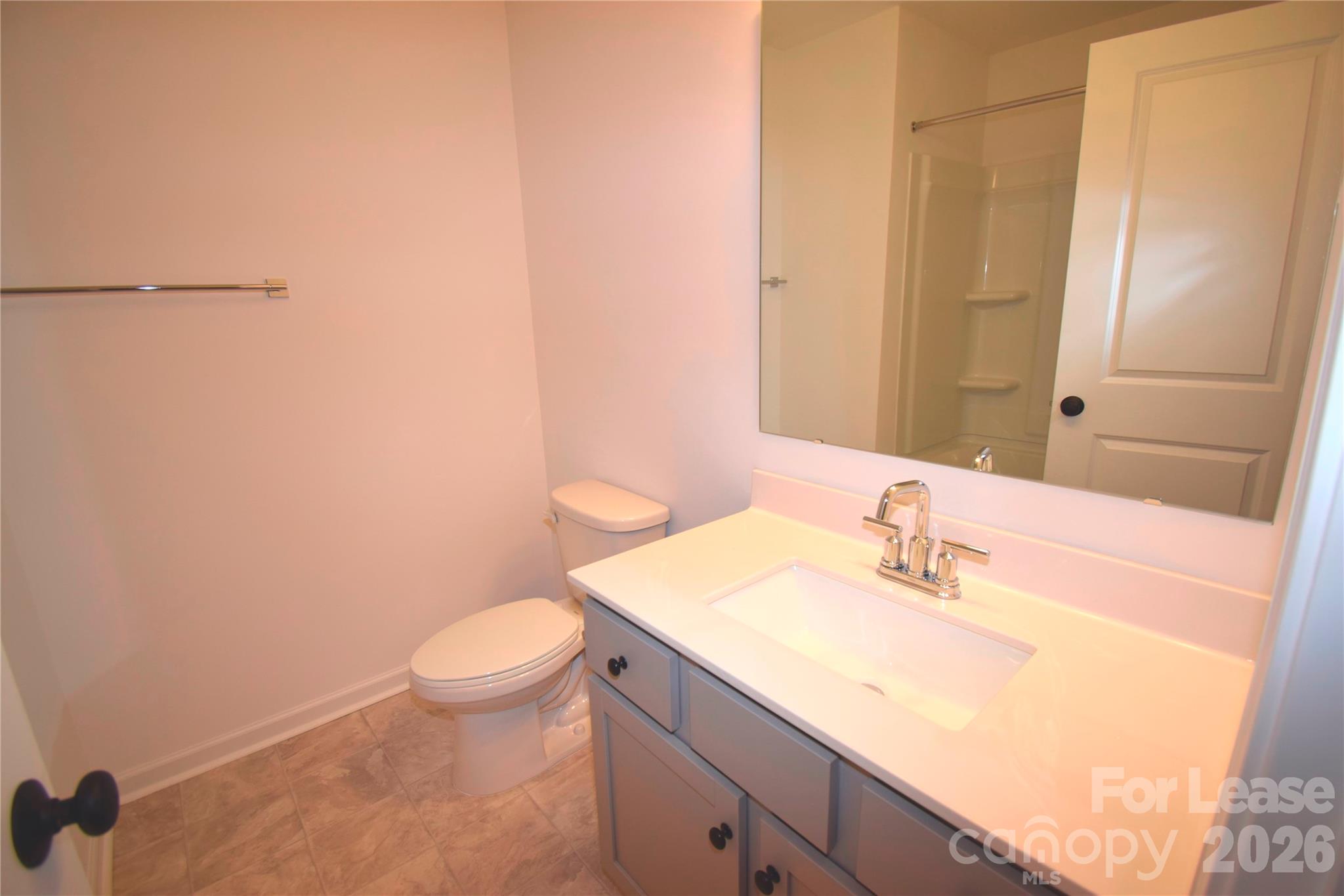 11816 Basking Drive Property Photo 8