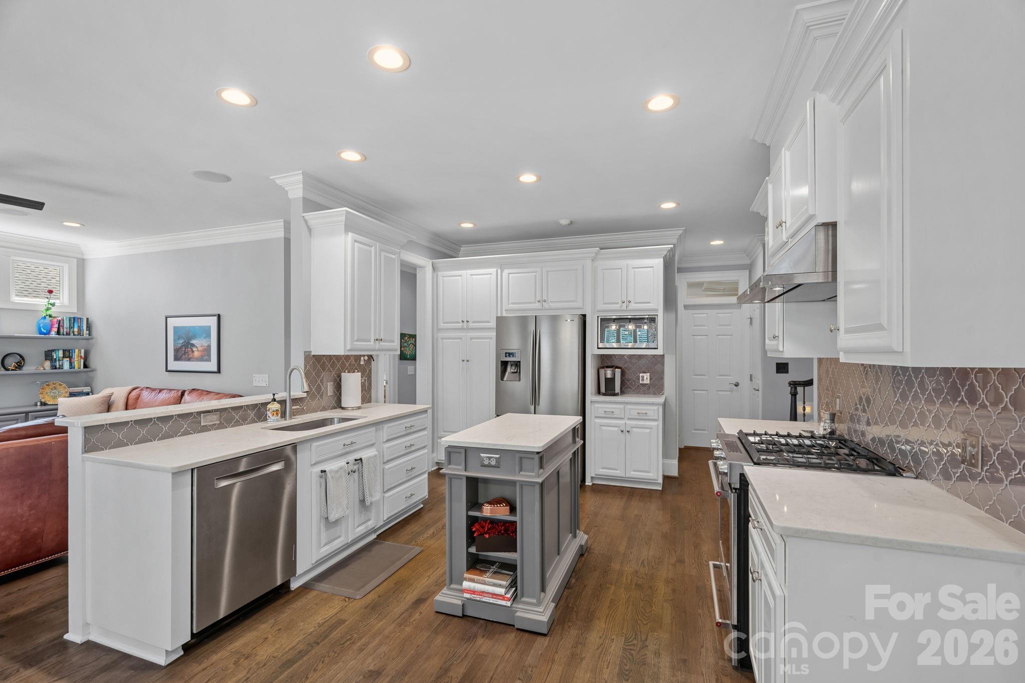 18525 Rollingdale Lane Property Photo 11