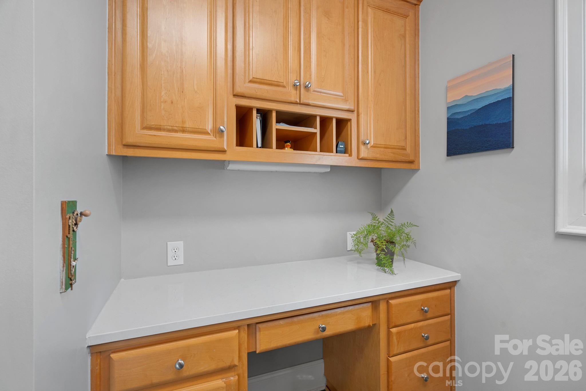 18525 Rollingdale Lane Property Photo 24