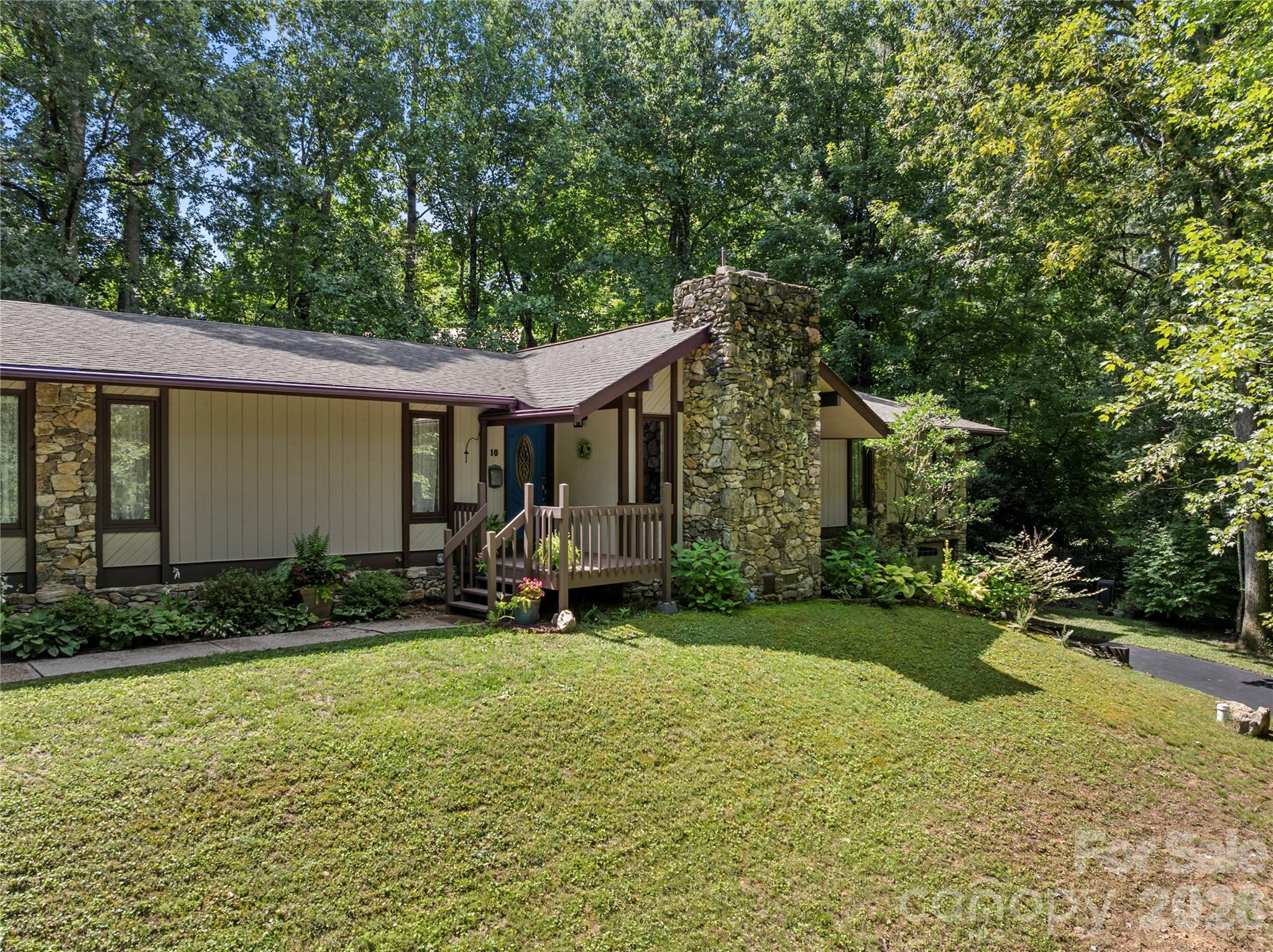 10 Brook Forest Drive Property Photo 1