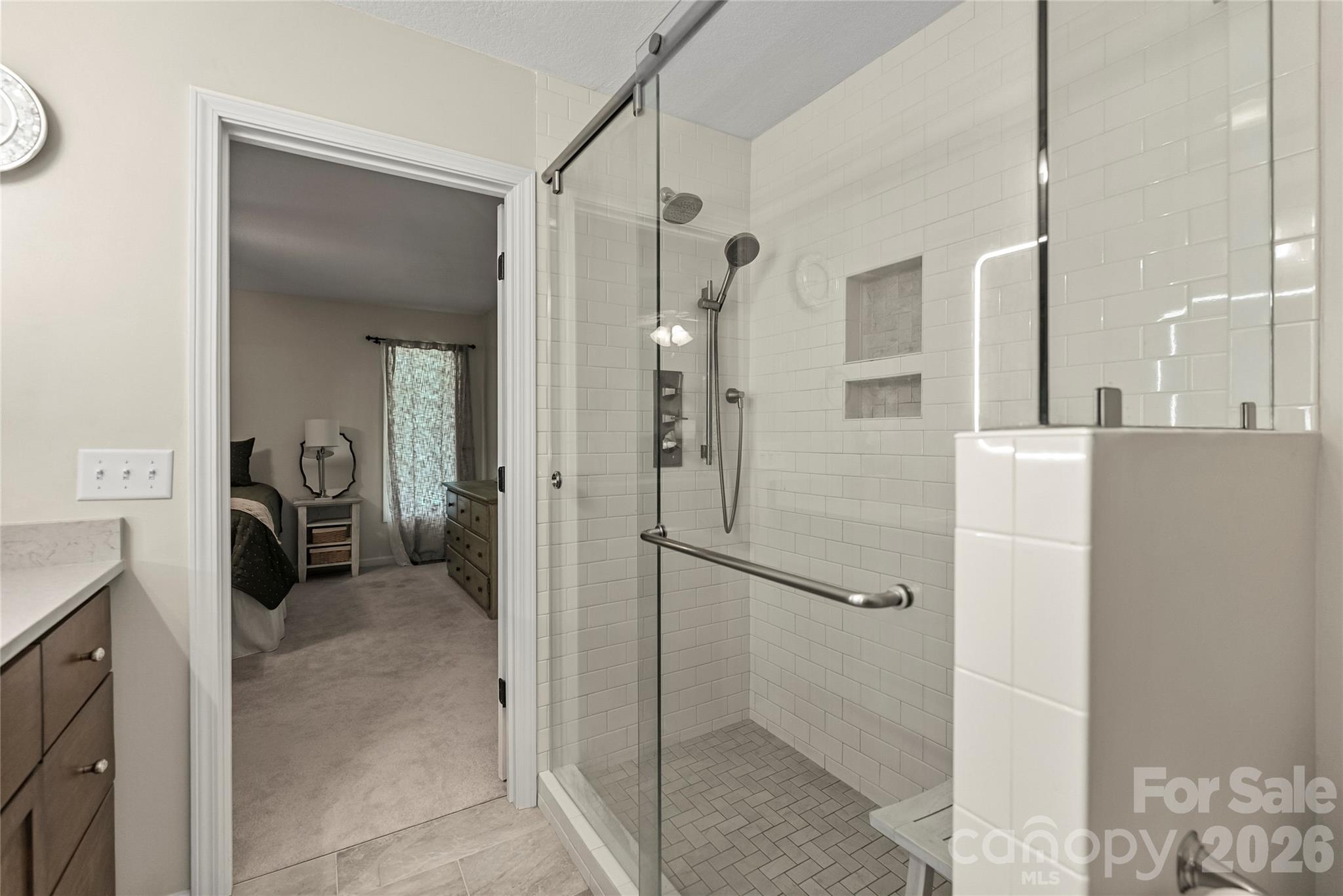 10 Brook Forest Drive Property Photo 25