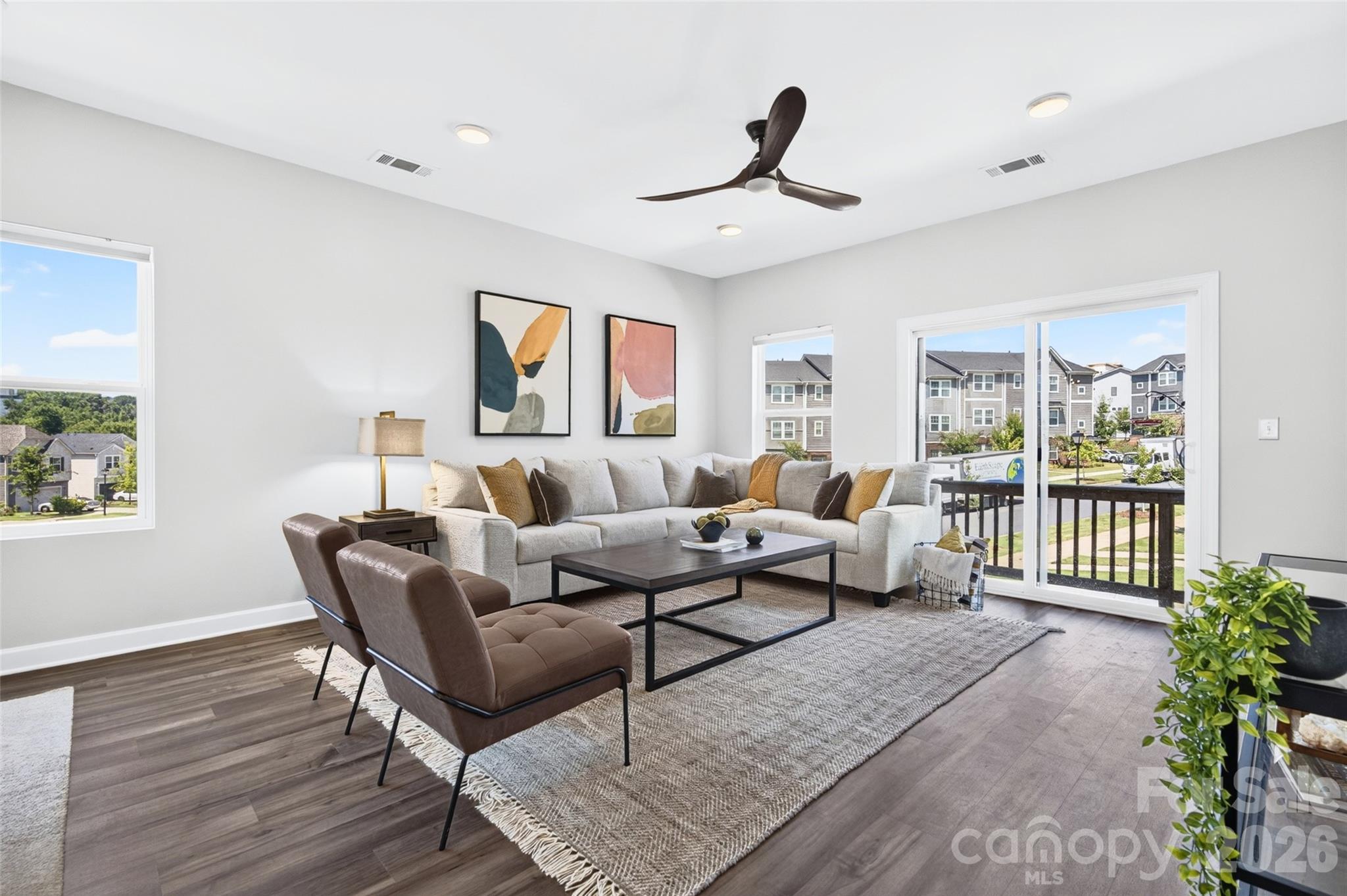 2522 Arbor Loop Drive Property Photo 18